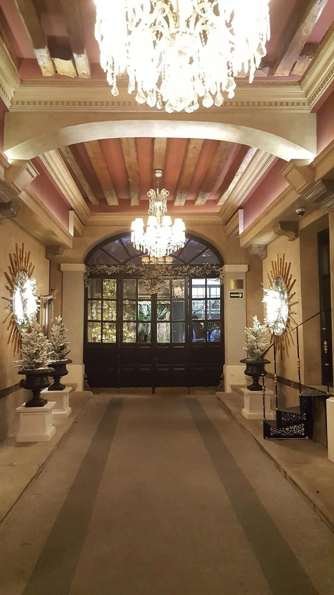 Property building in Hostal Central Palace Madrid