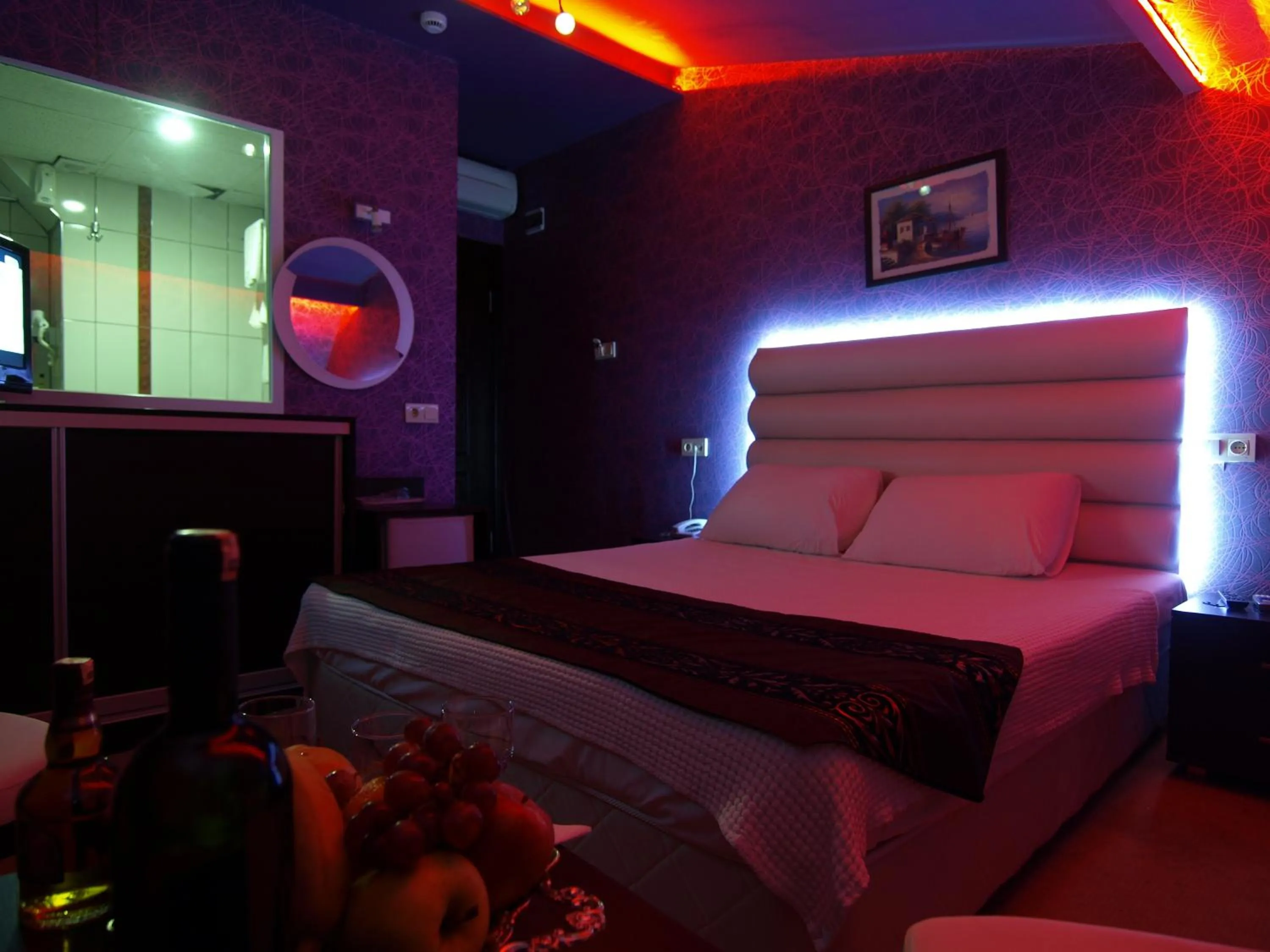 Photo of the whole room, Bed in Hotel Timya