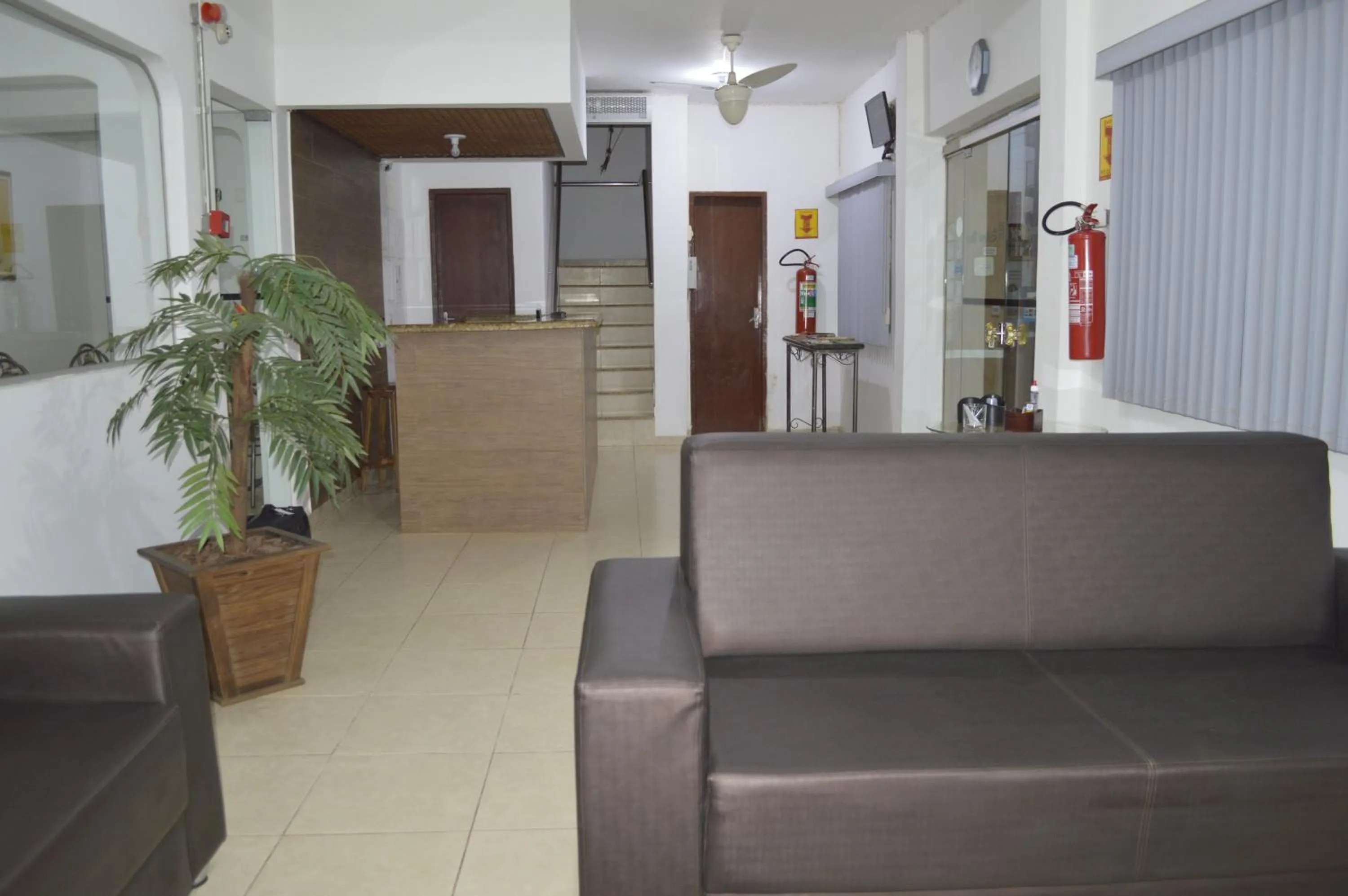 Communal lounge/ TV room in Richard Hotel