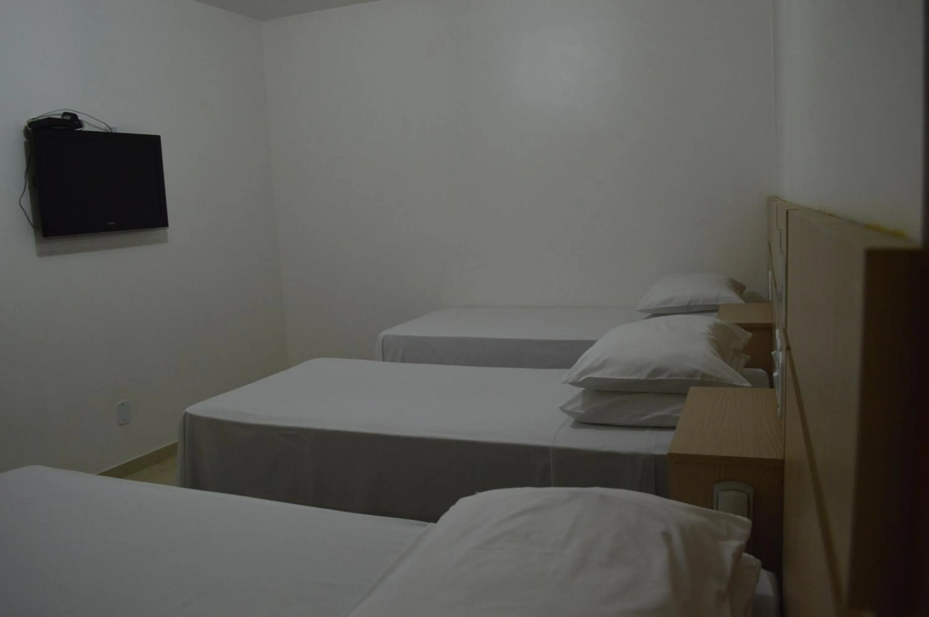 Photo of the whole room, Bed in Richard Hotel