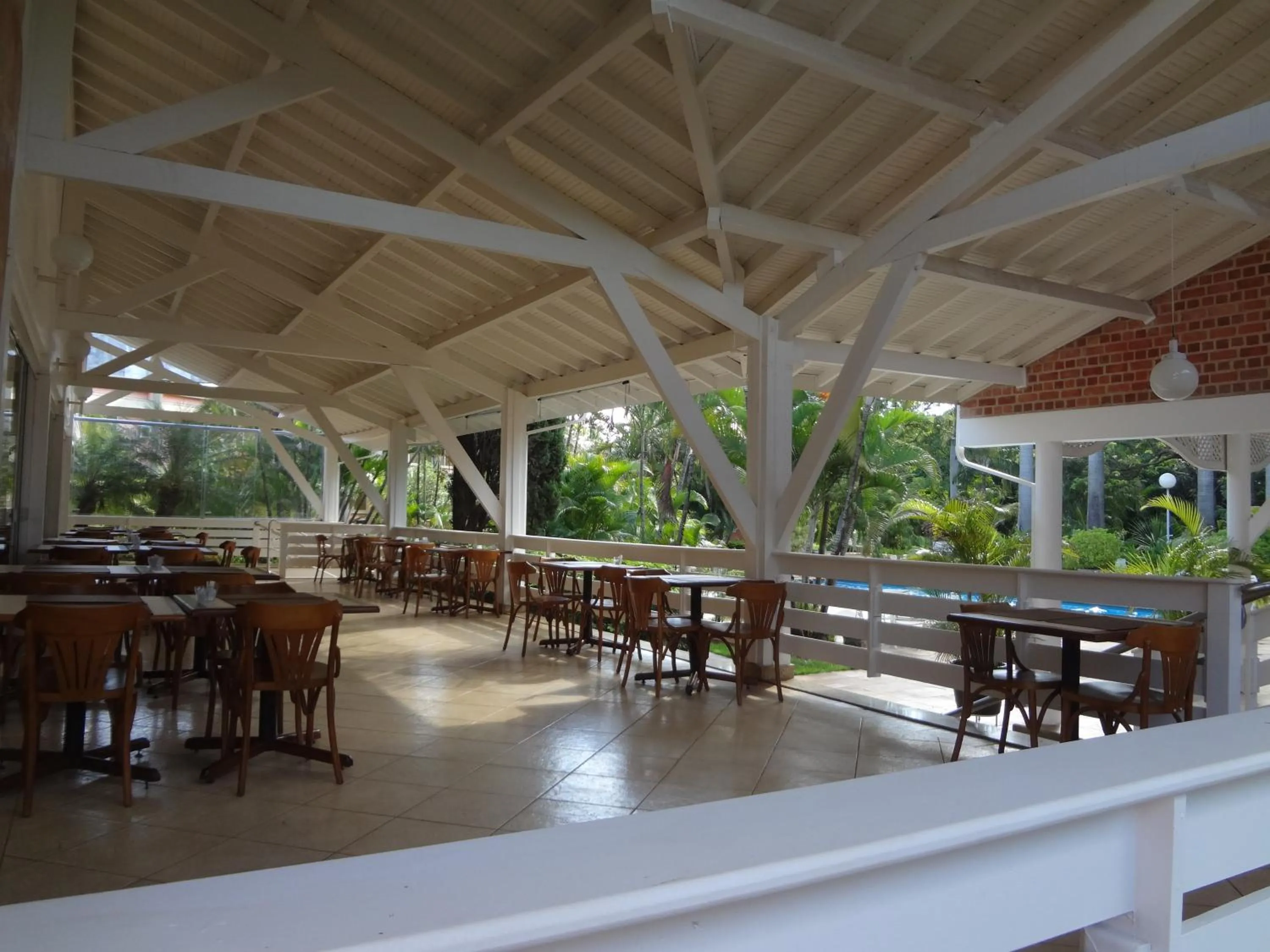 Restaurant/places to eat in Carlton Suítes Limeira