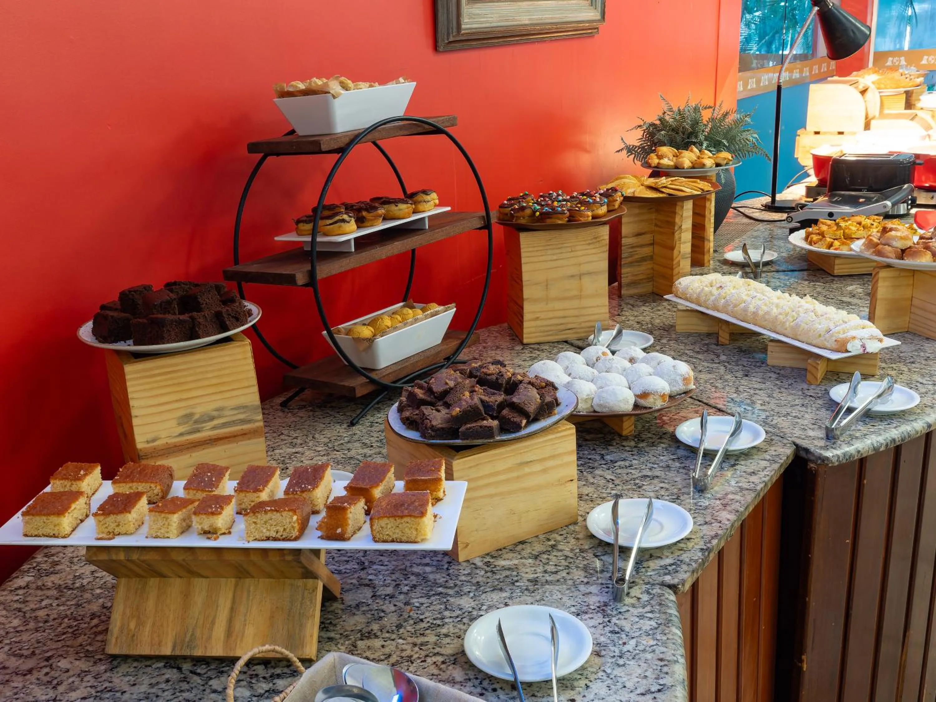 Breakfast in Carlton Suítes Limeira