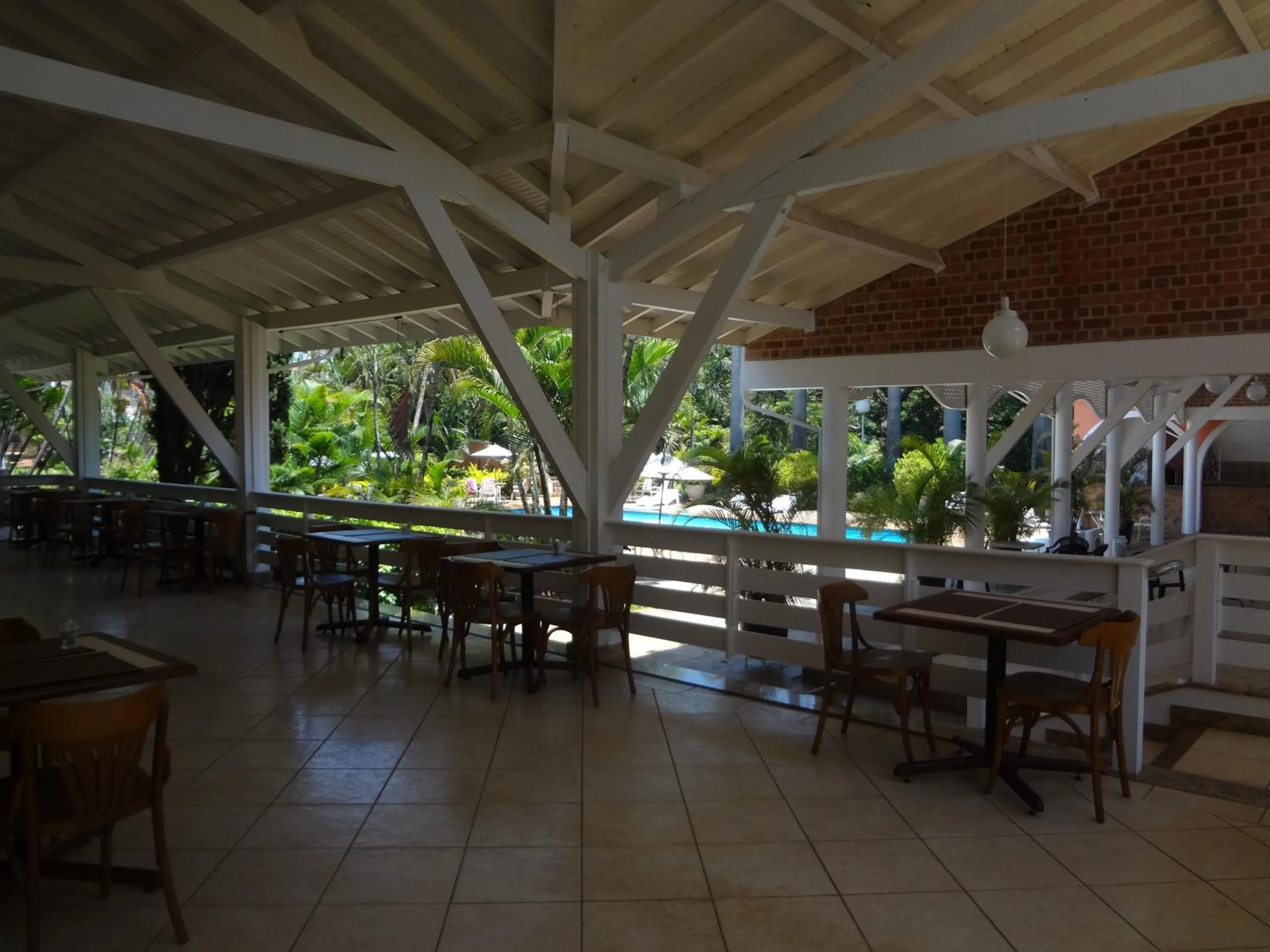 Restaurant/places to eat in Carlton Suítes Limeira