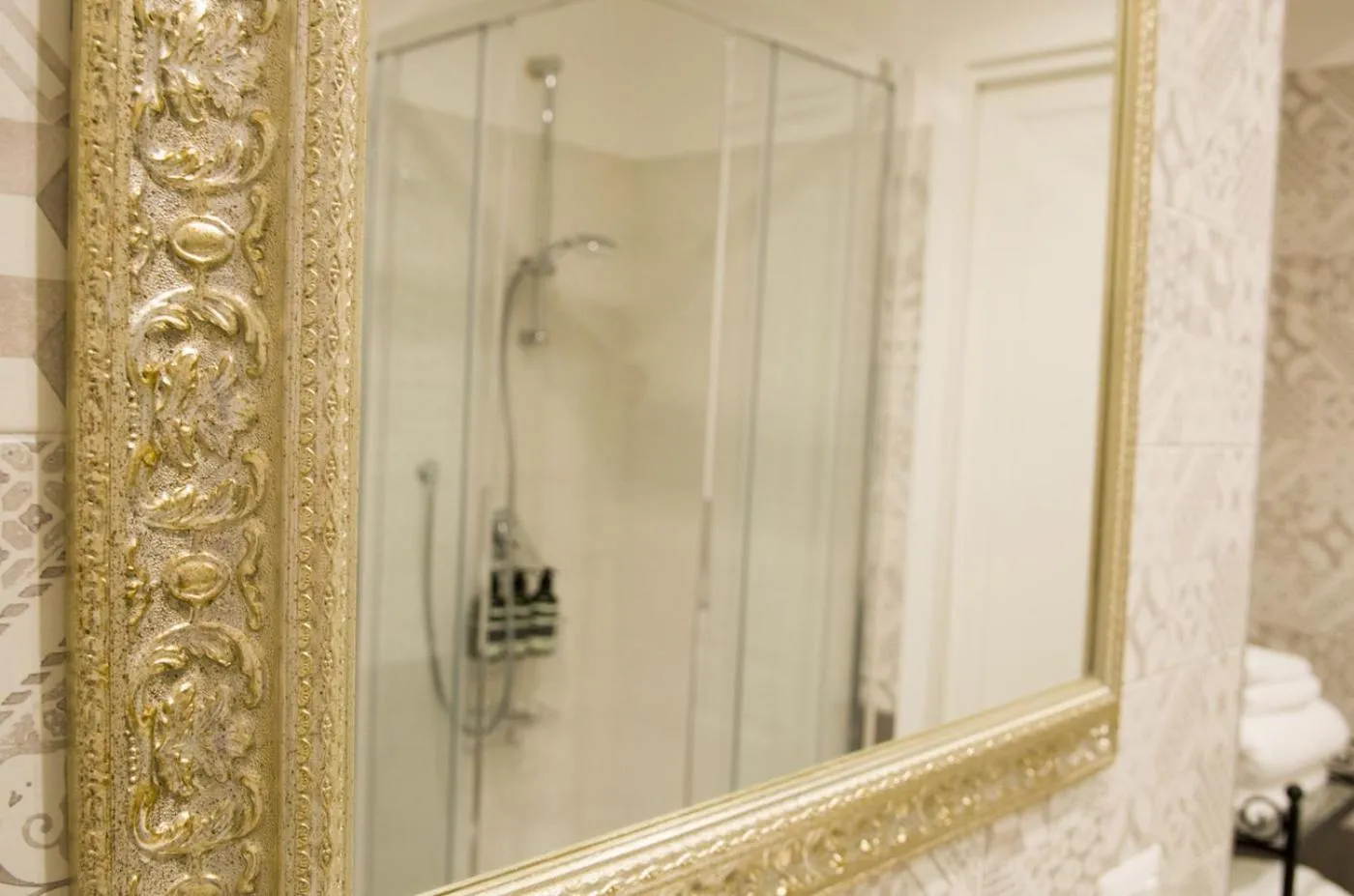 Bathroom in Palazzo Spasiano rooms - SORRENTO CENTER