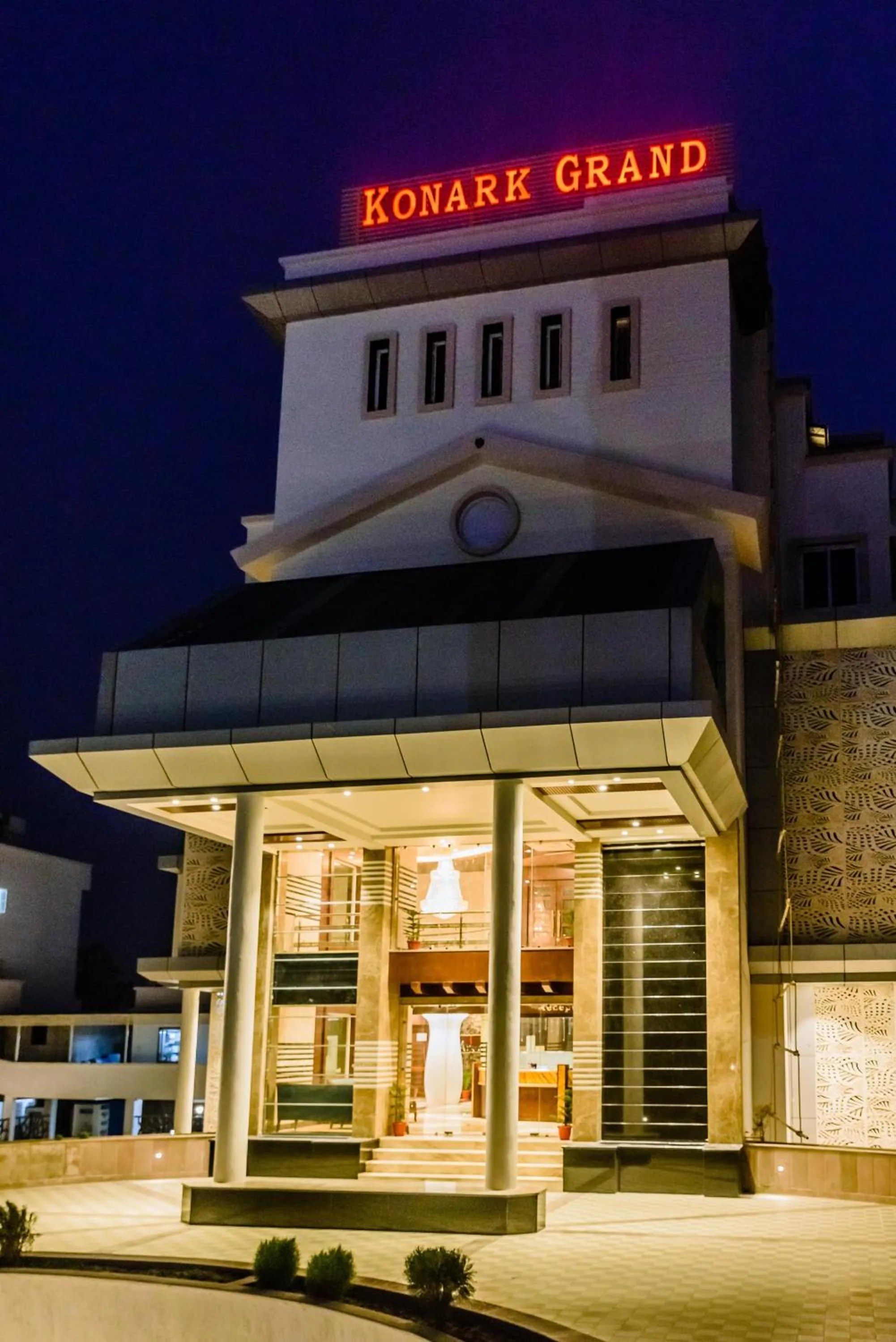 Facade/entrance in Konark Grand Hotel