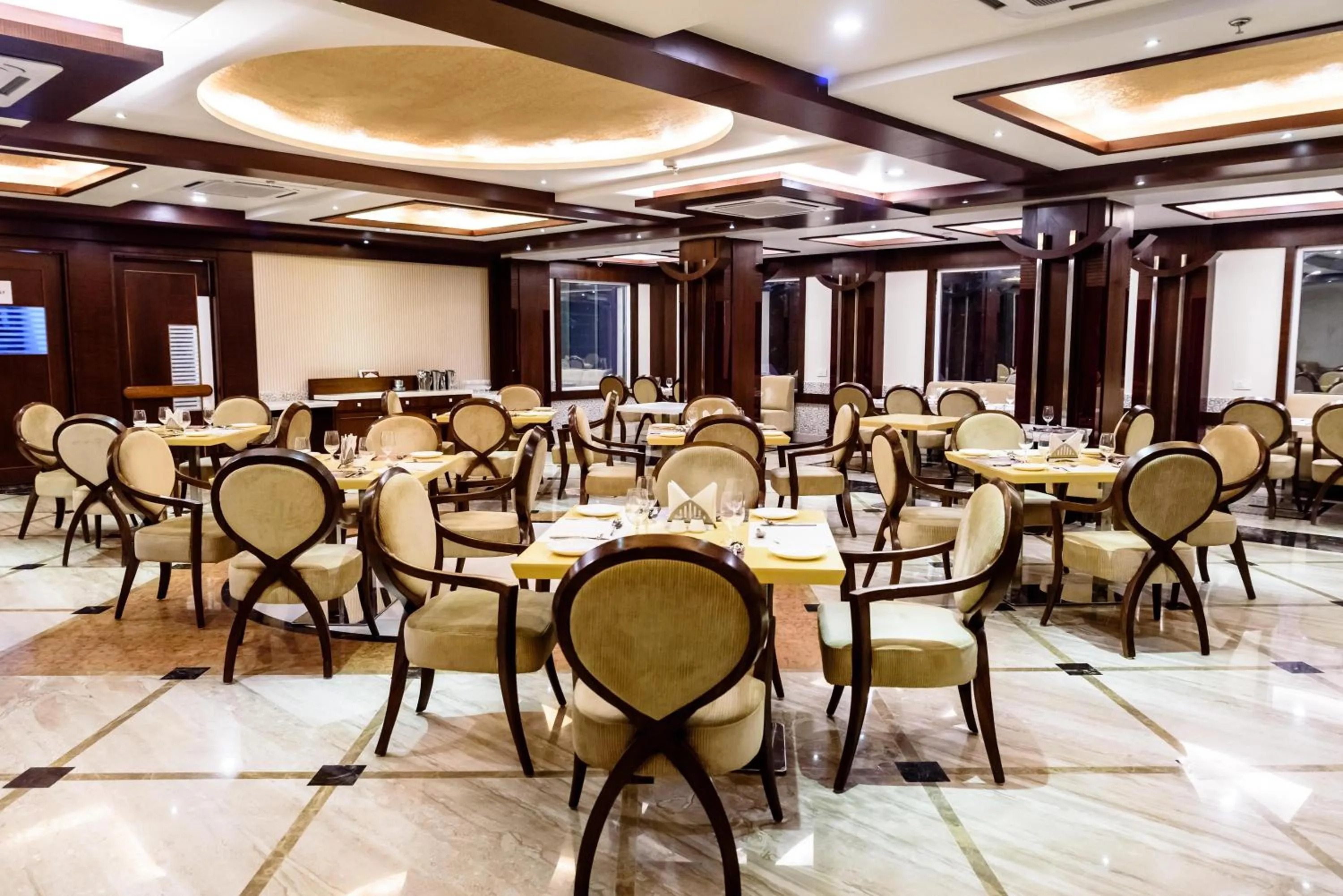 Restaurant/places to eat in Konark Grand Hotel