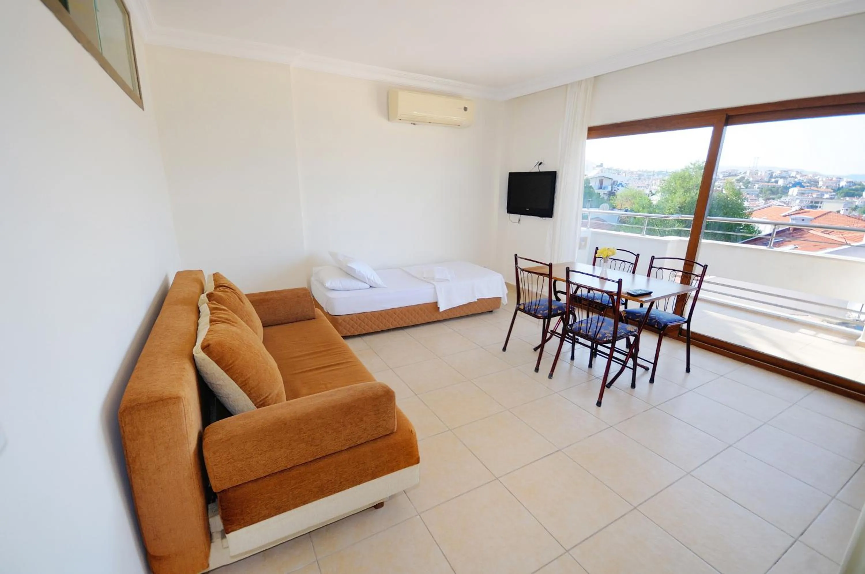 Kitchen or kitchenette in Beyaz Konak Evleri