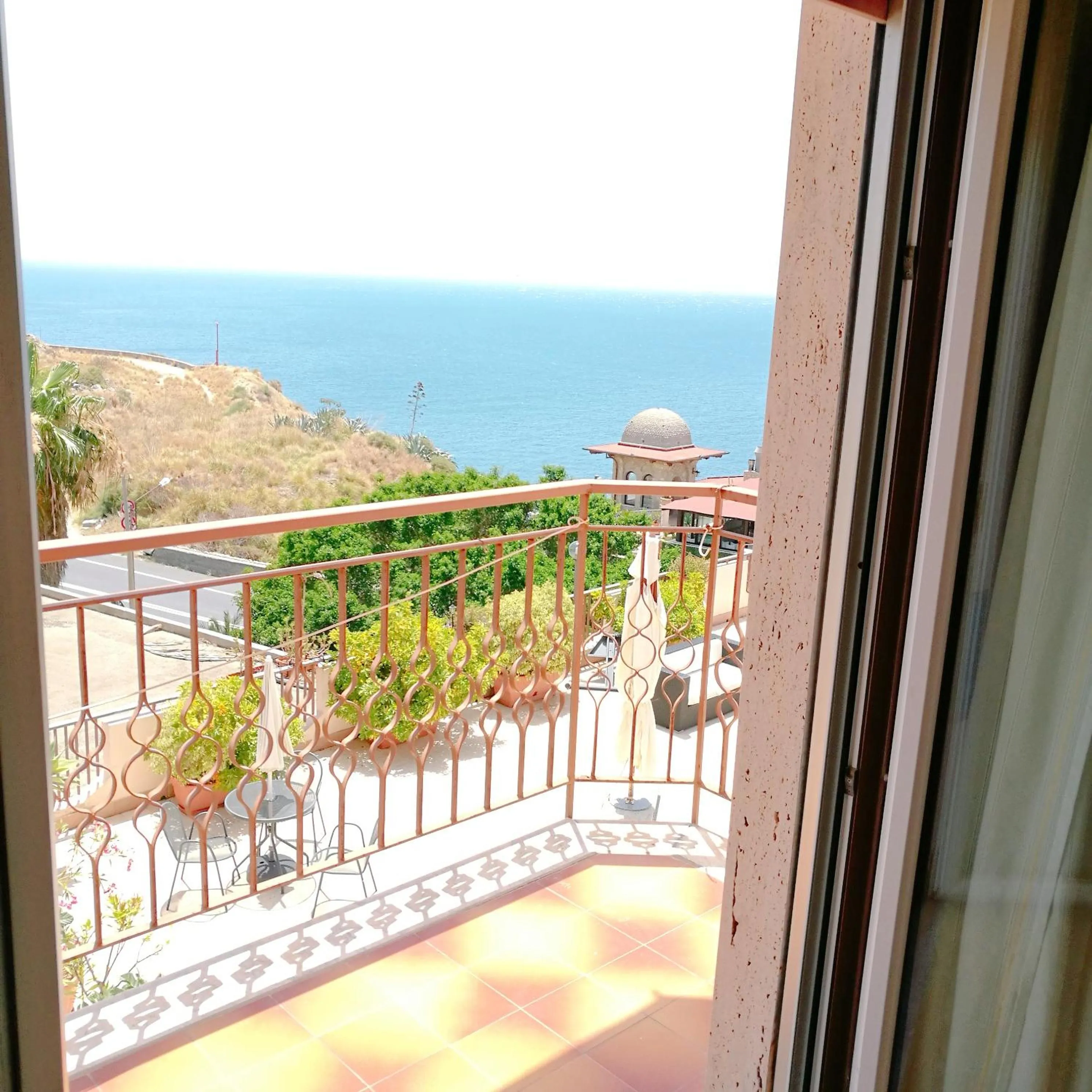 Balcony/Terrace in PARADISO Hotel Ristorante