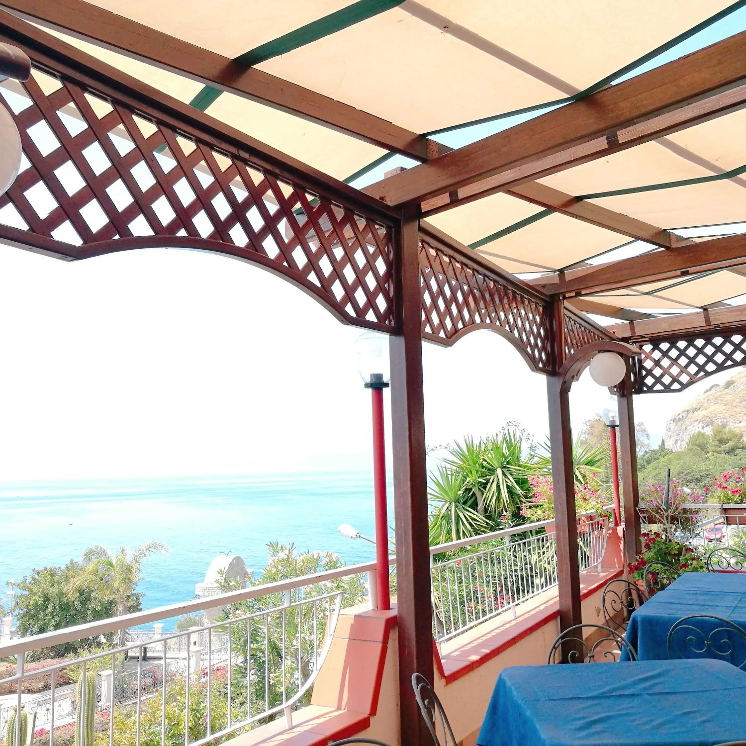 Restaurant/places to eat in PARADISO Hotel Ristorante