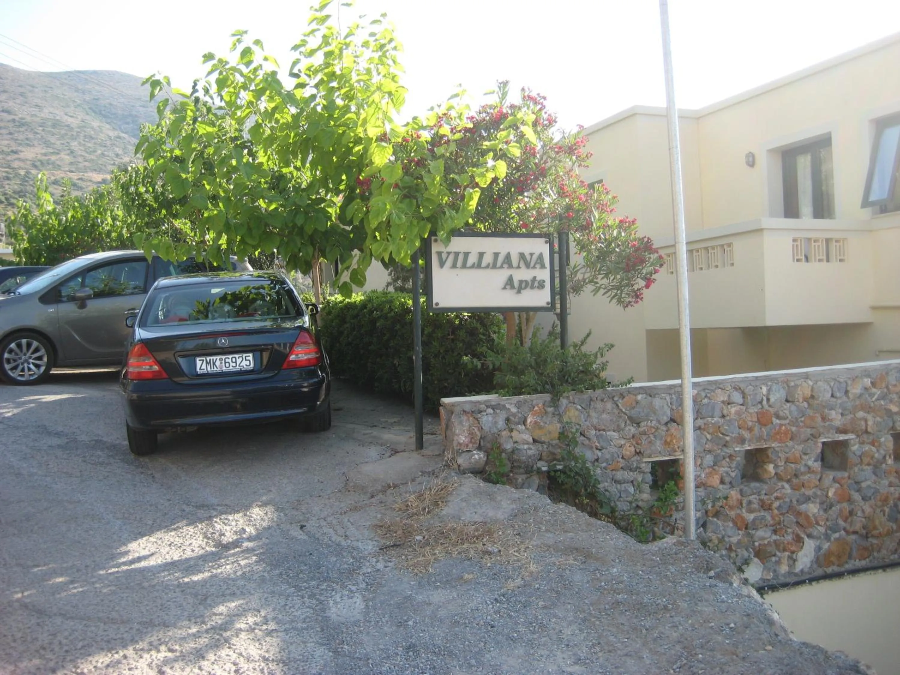 Parking in Villiana Holiday Apartments