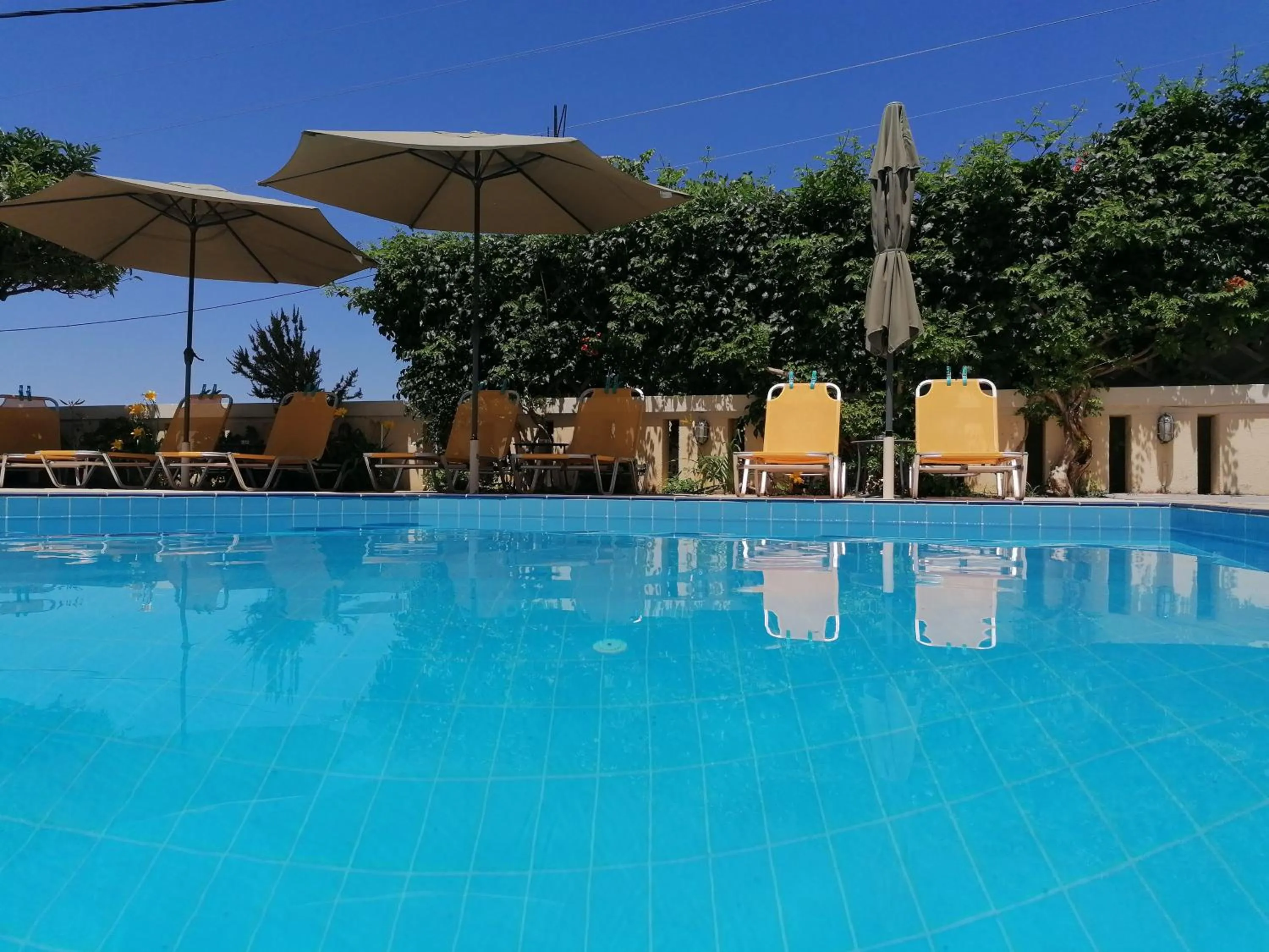 Swimming pool in Villiana Holiday Apartments
