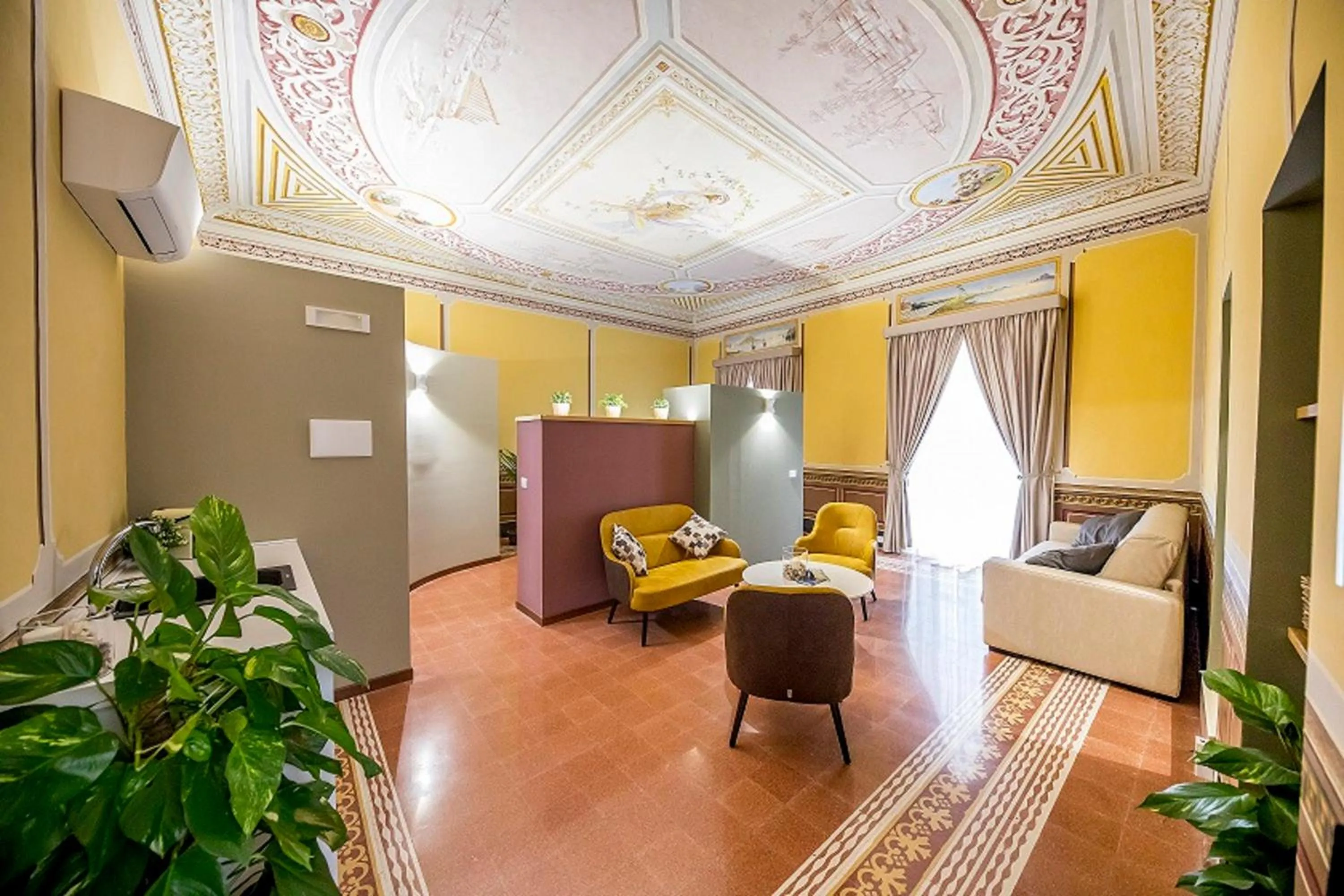 Bed in Pepito palace