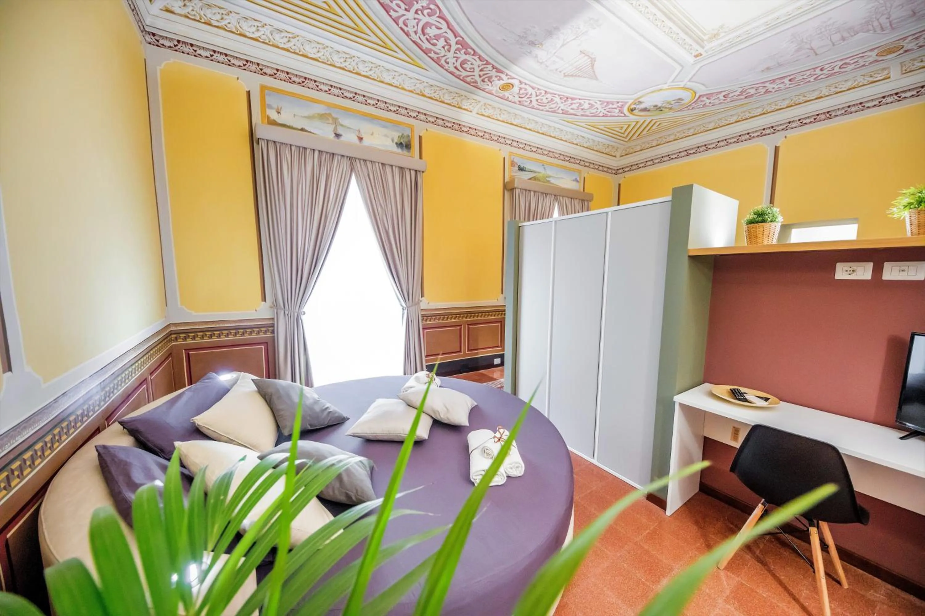 Bed in Pepito palace