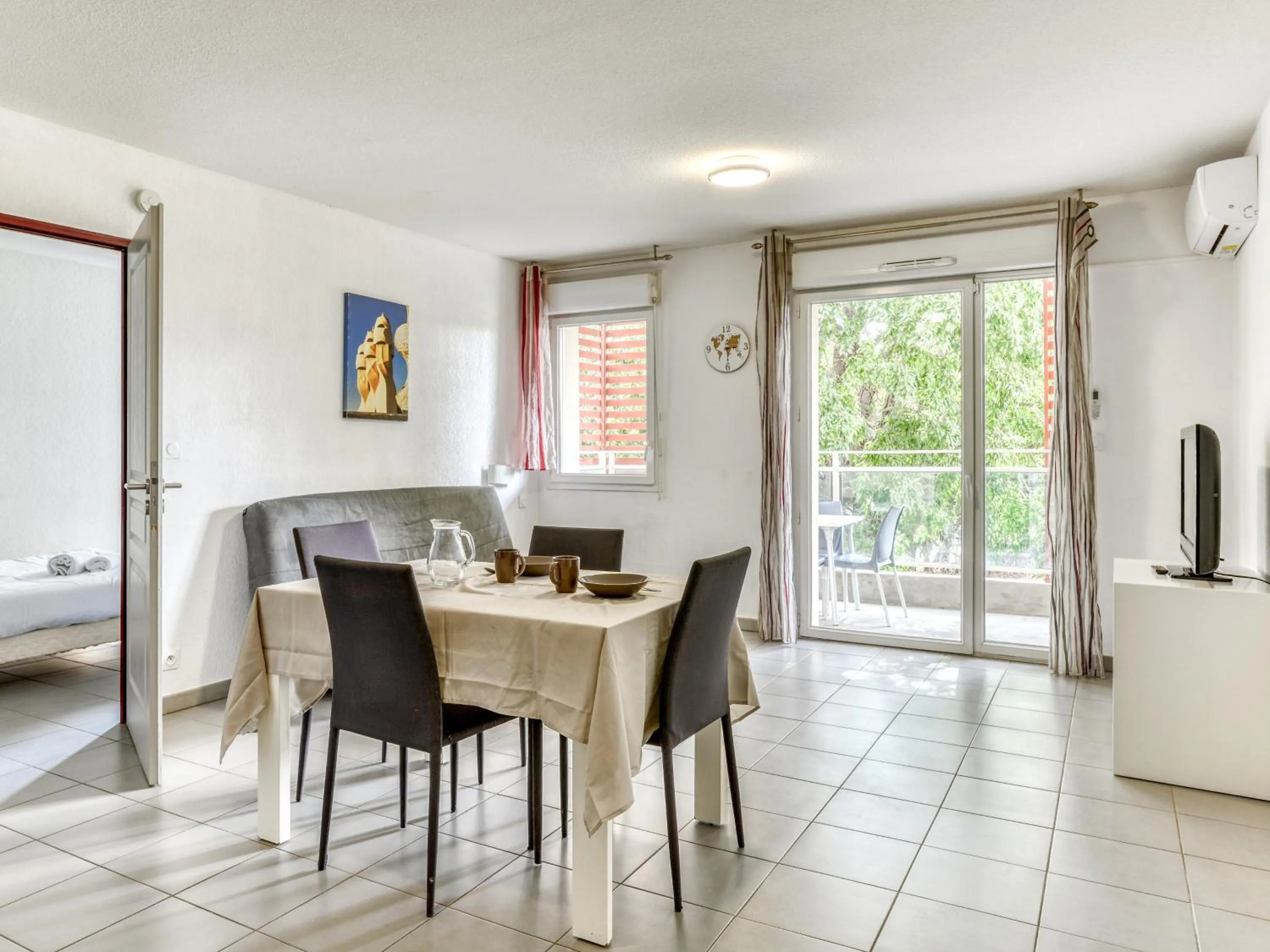 Dining area in Vacancéole - Les demeures de la Massane - Argelès-sur-Mer