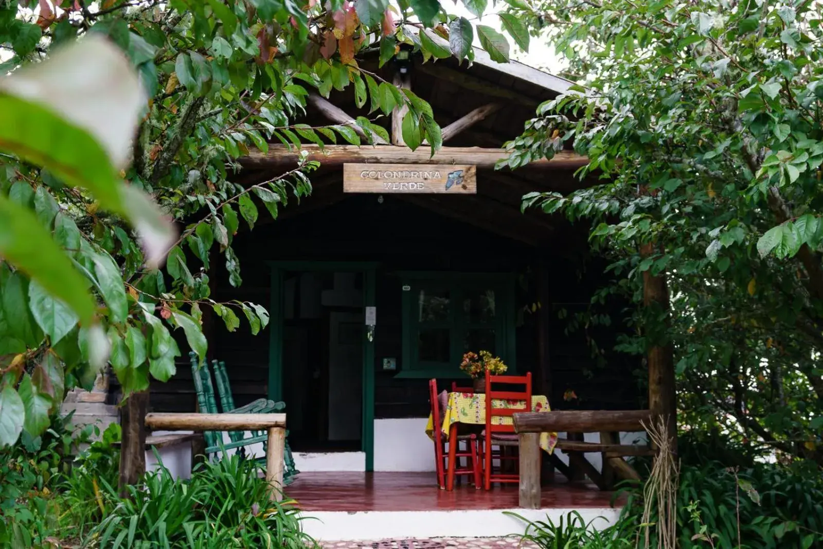 Deluxe Queen Room with Two Queen Beds in Villa Pajon Eco Lodge Deluxe Queen Room with Two Queen Beds in Villa Pajon Eco Lodge