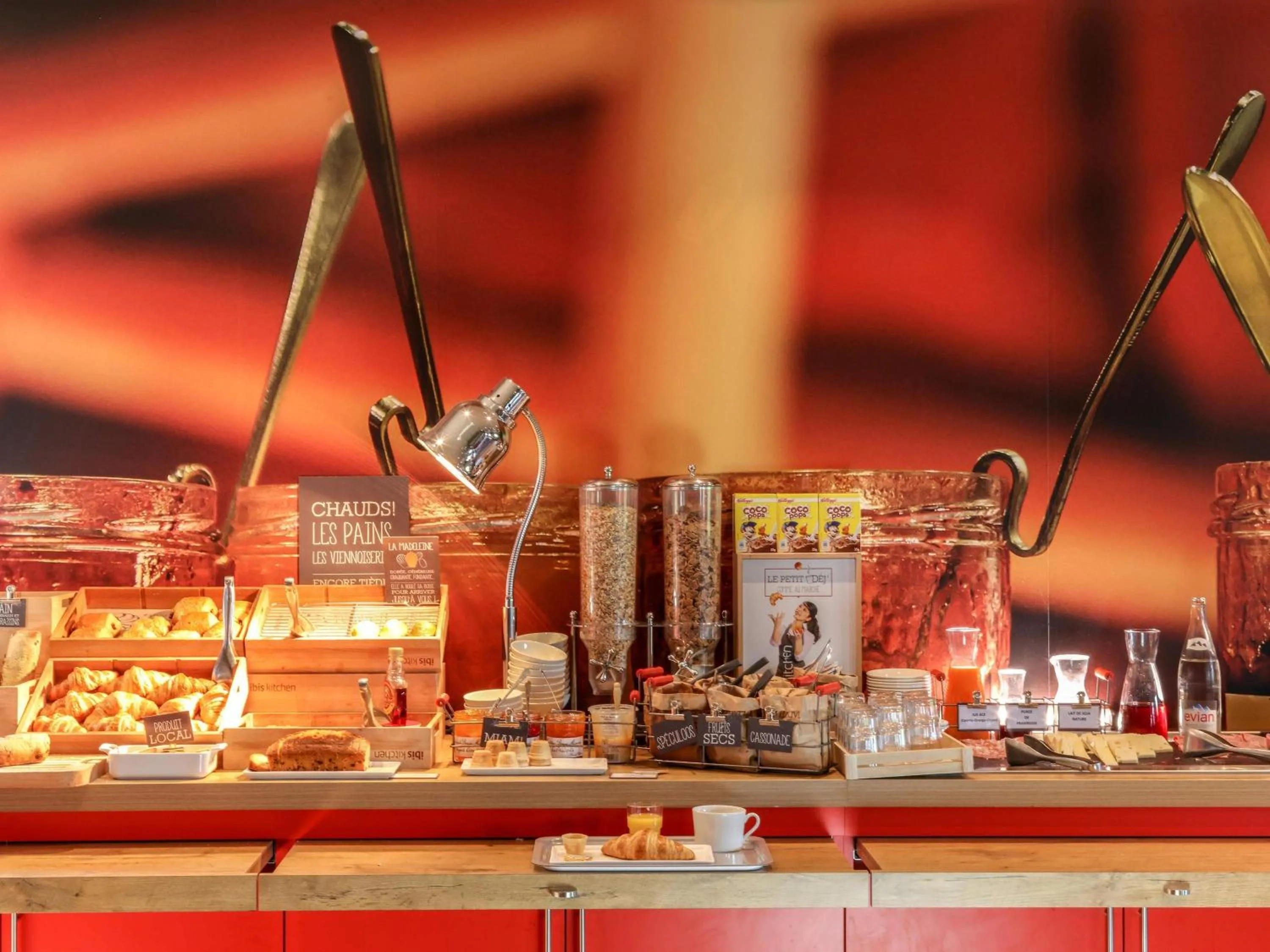 Breakfast in ibis Orange Sud