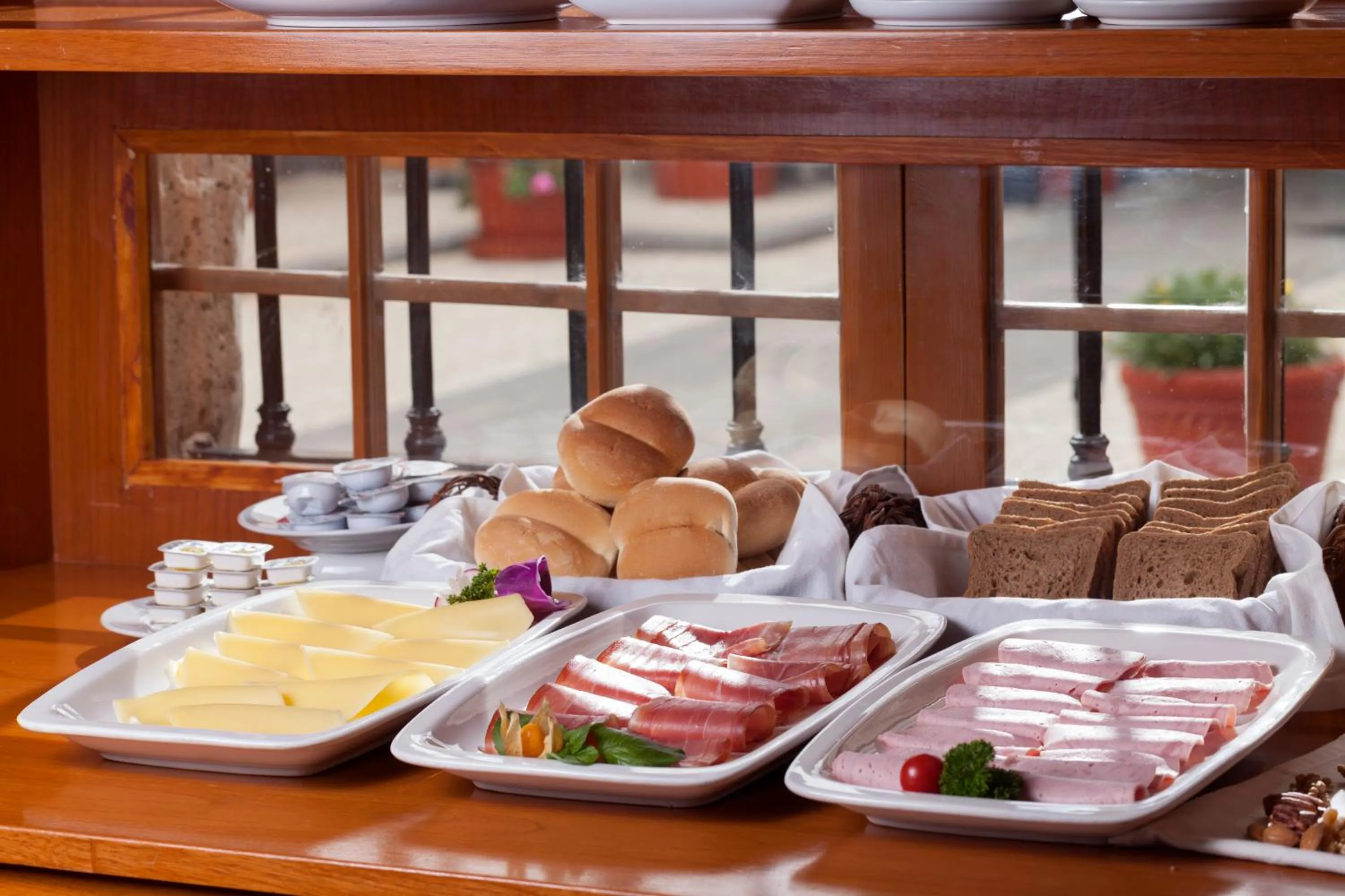 Restaurant/places to eat in Hotel Casona Solar