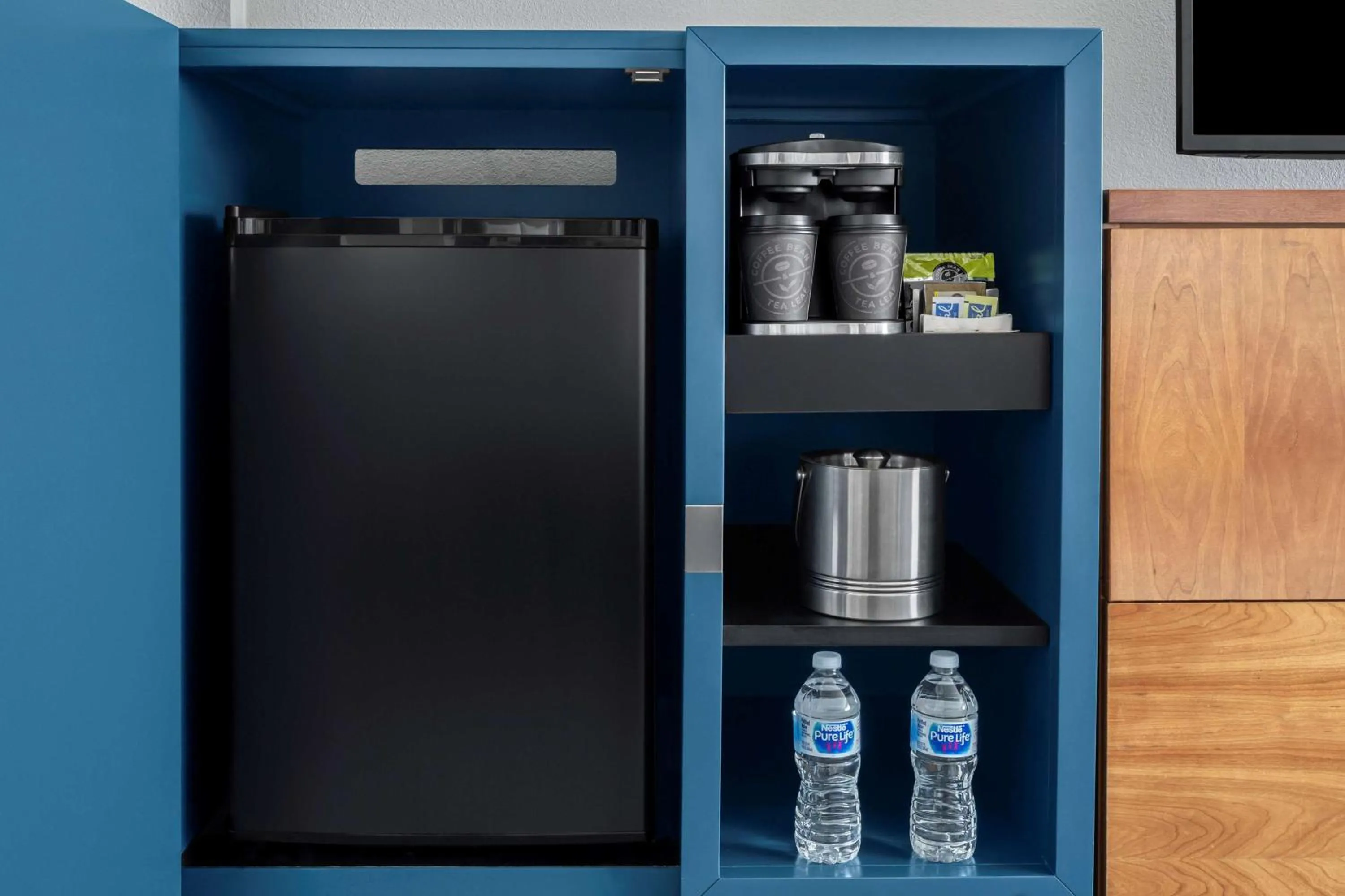 Photo of the whole room in The Alloy, a DoubleTree by Hilton - Valley Forge