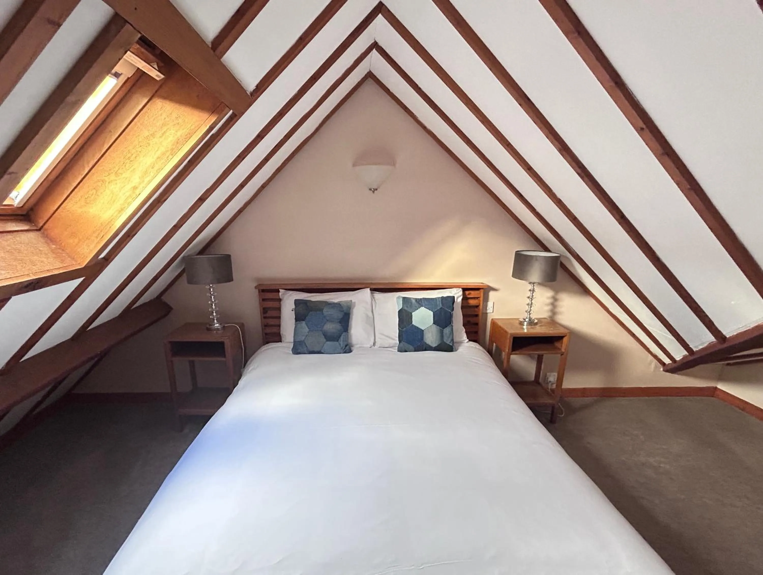 Bed in The Beacons Guest House