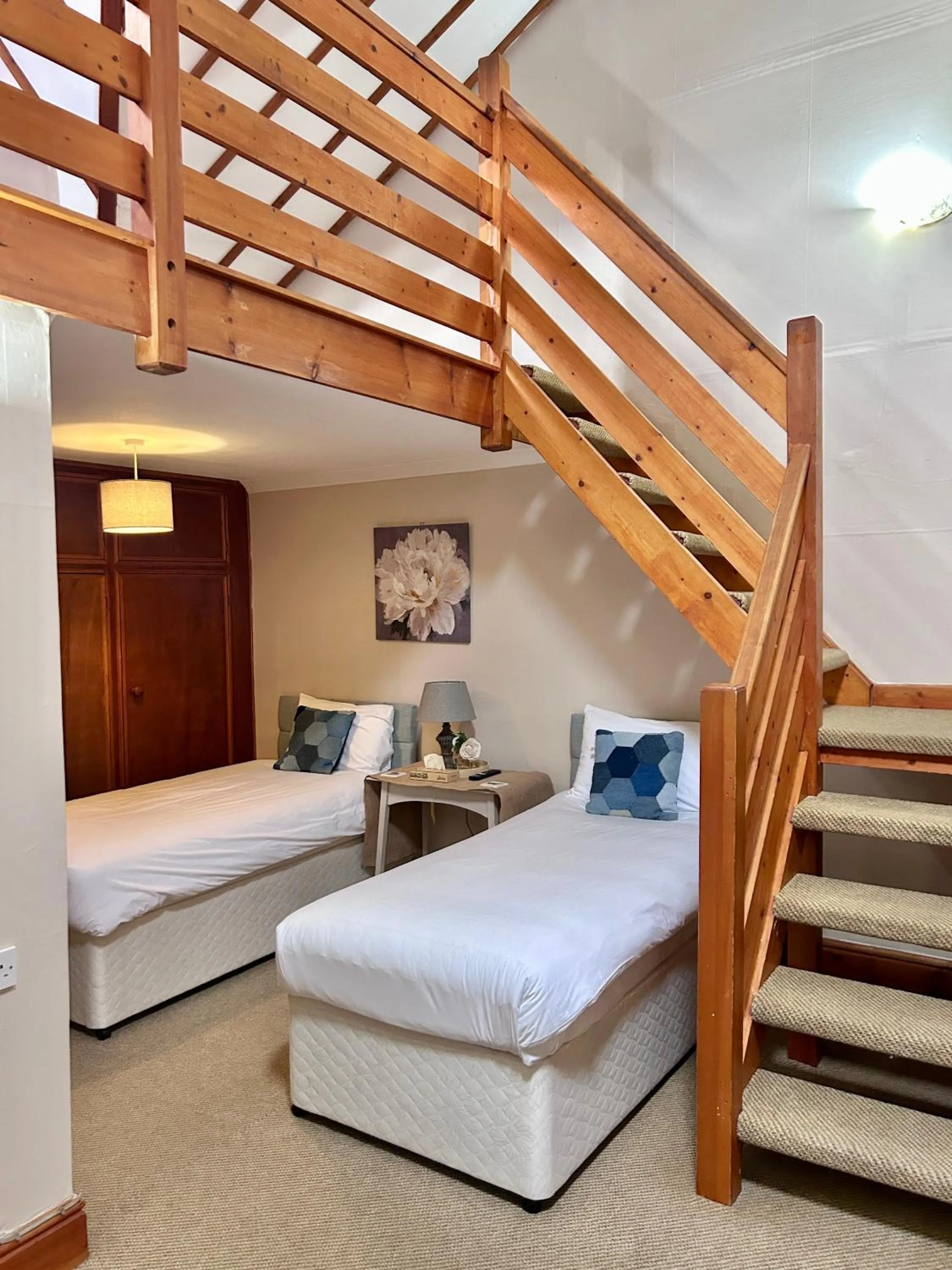 Bed in The Beacons Guest House