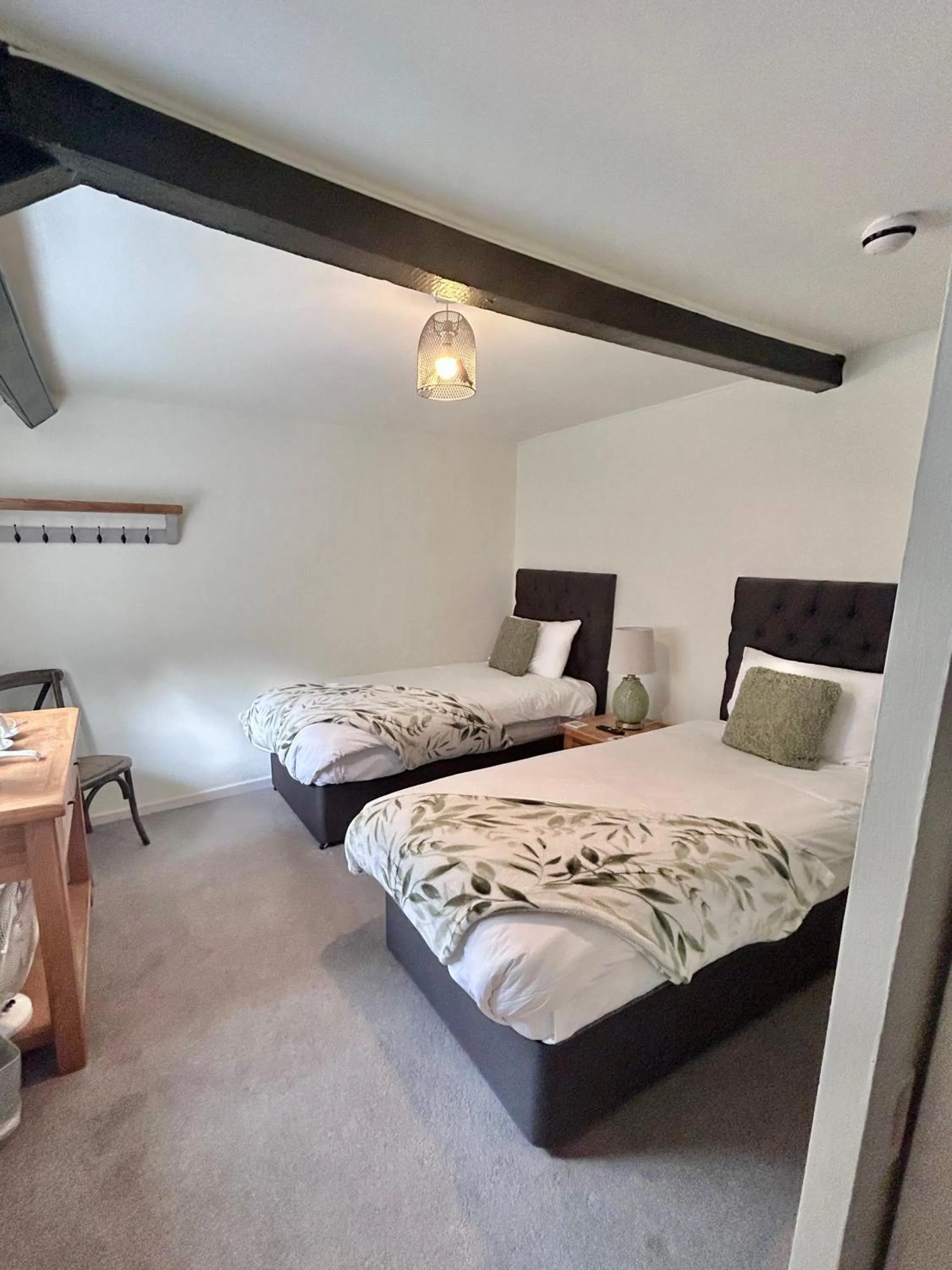 Bed in The Beacons Guest House