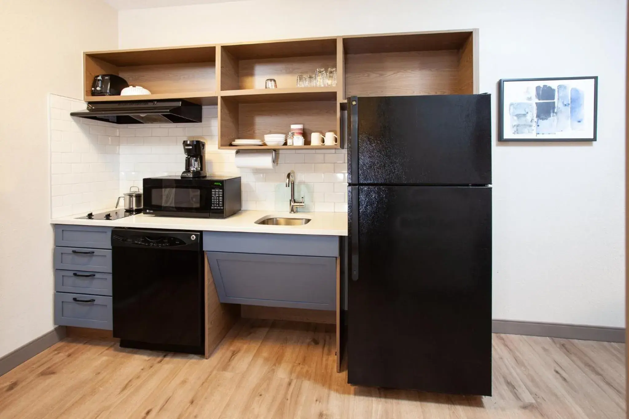 Queen Room - Disability Access in Candlewood Suites Arundel Mills / BWI Airport by IHG Queen Room - Disability Access in Candlewood Suites Arundel Mills / BWI Airport by IHG