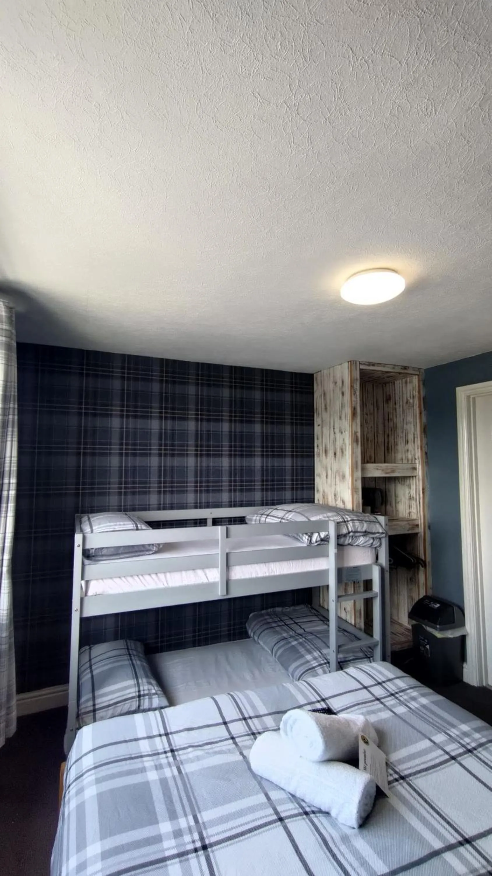 Photo of the whole room, Bed in OYO Shore Surf Lodge