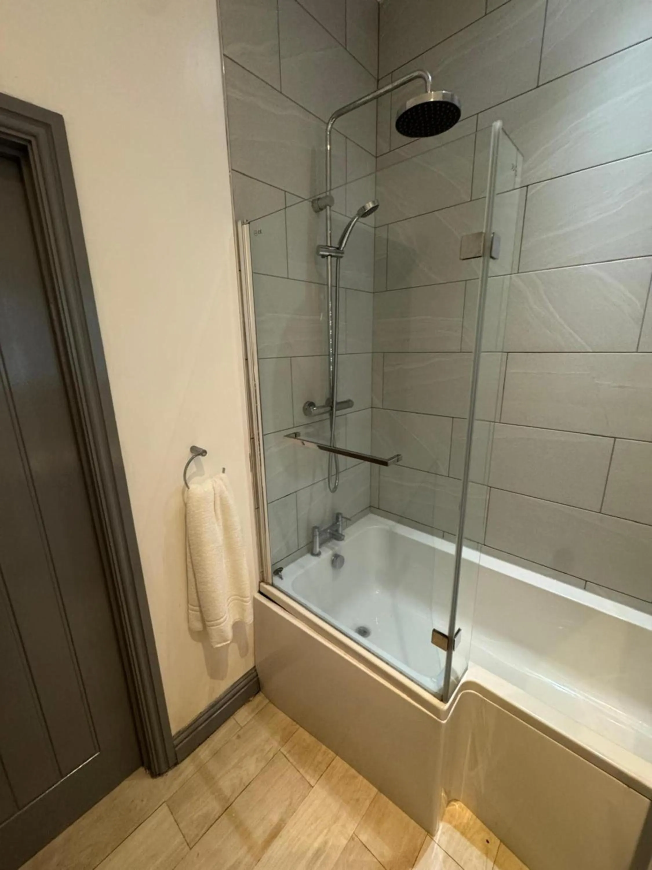 Bathroom in OYO Shore Surf Lodge