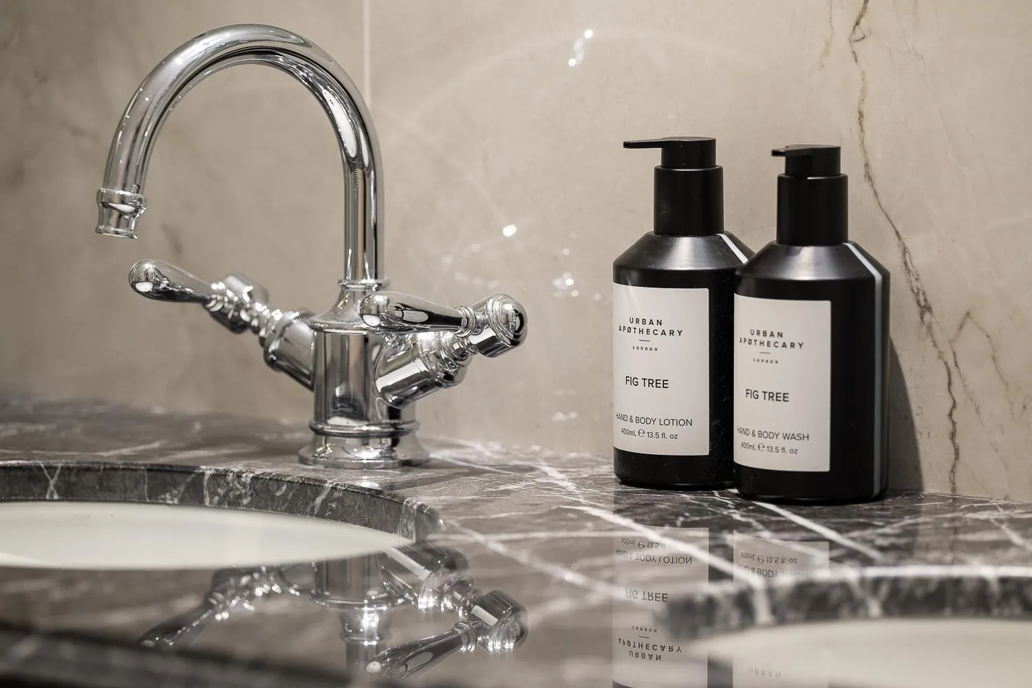 Bathroom in The Leonard Hotel