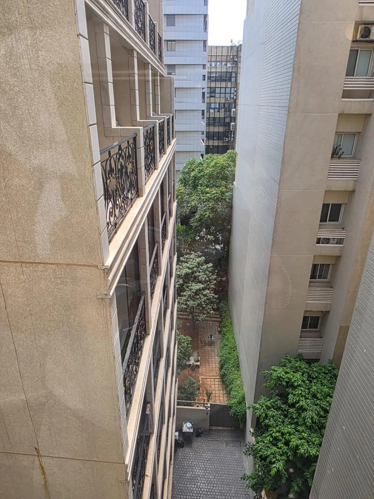 Day in Elegant Suites Beirut