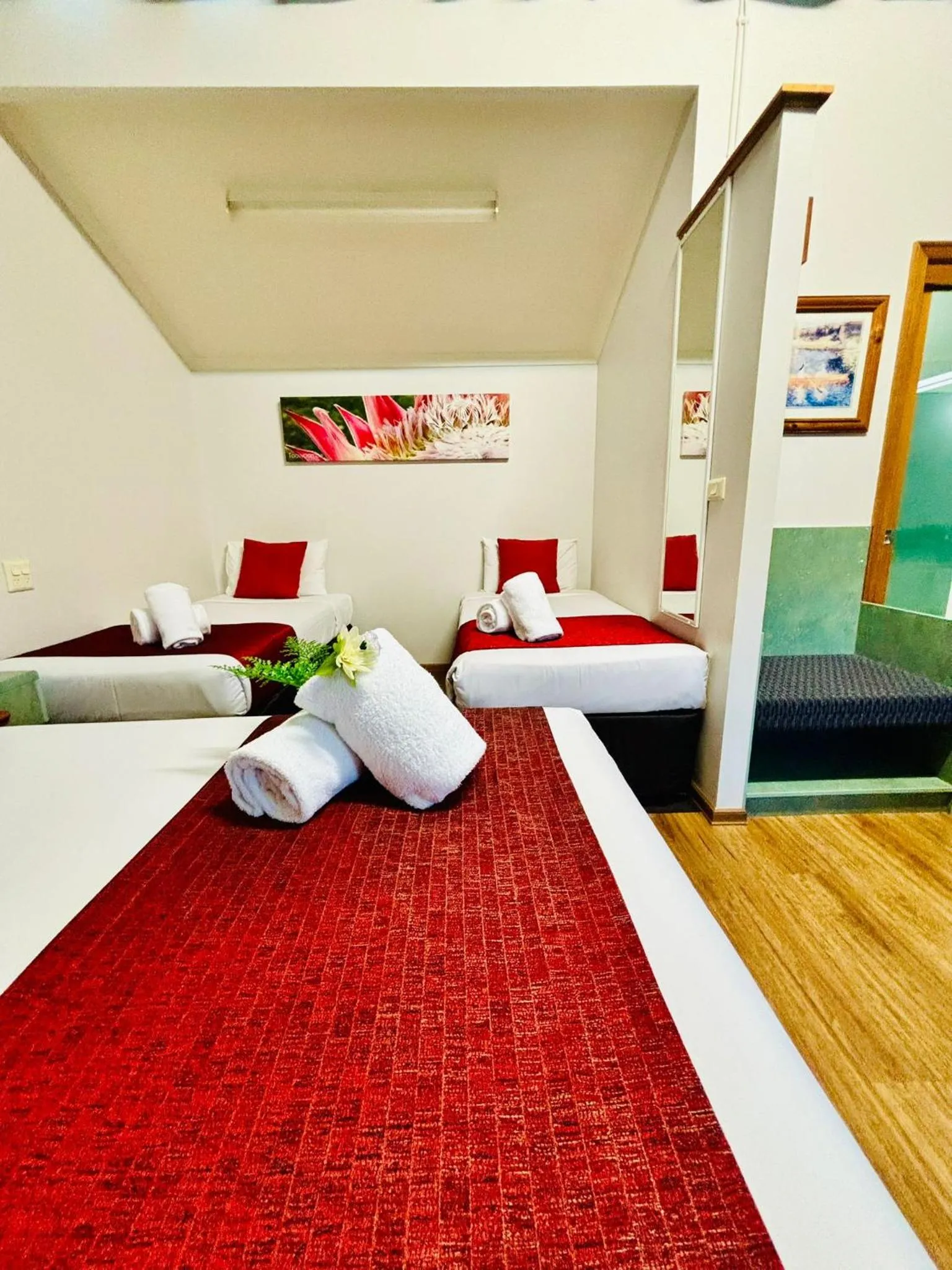 Bedroom, Bed in Downs Motel