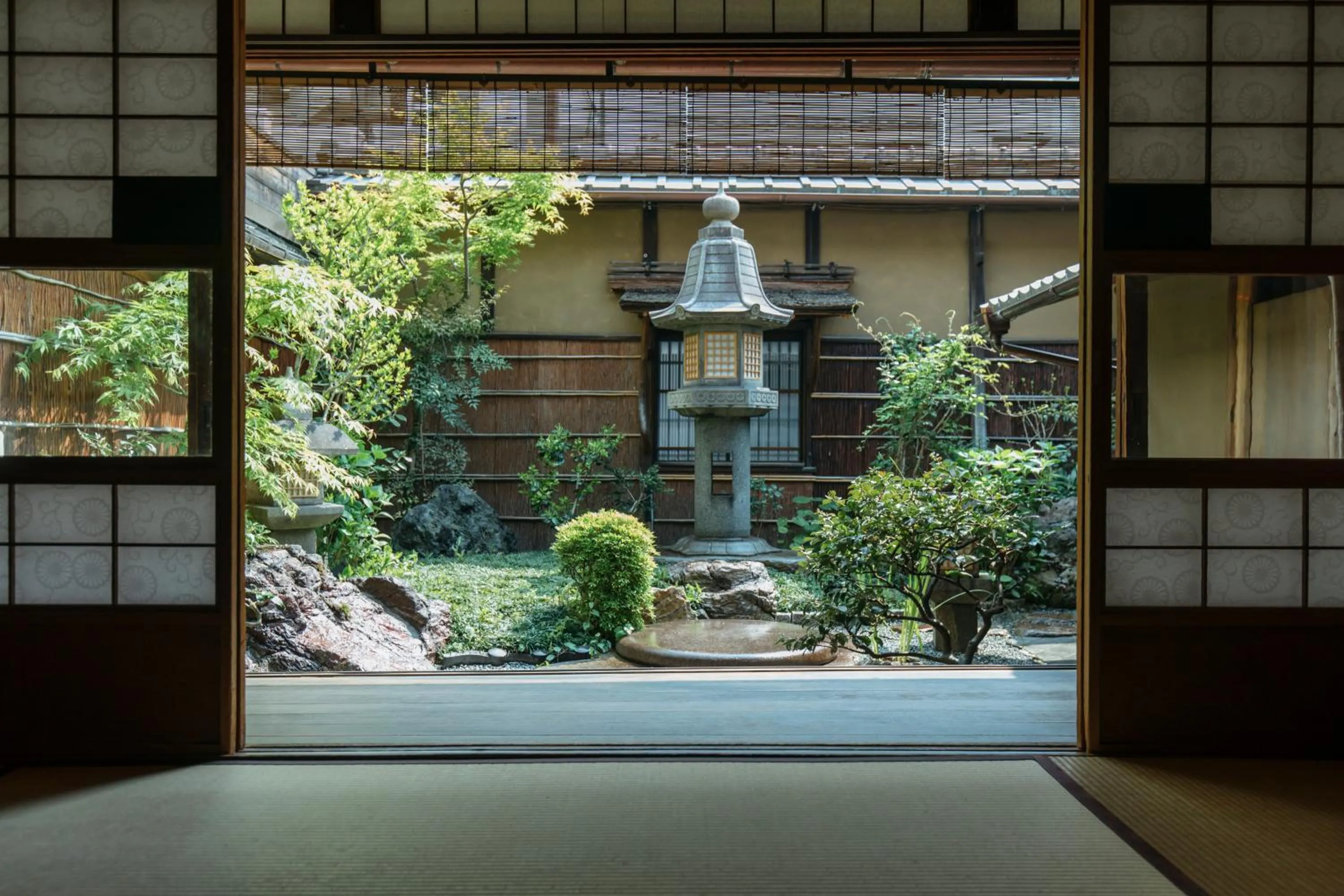 Garden view in Toshiharu Ryokan