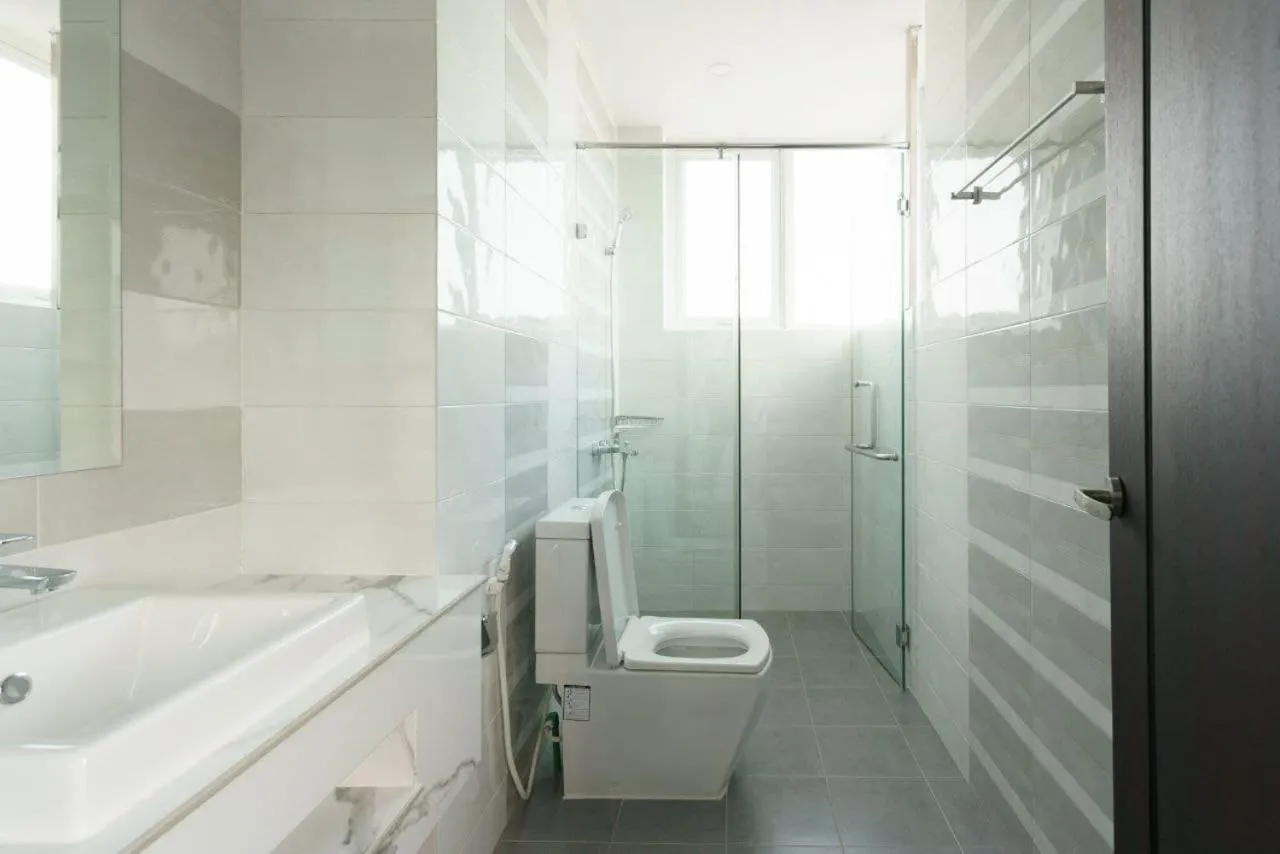 Bathroom in Queen Mansion