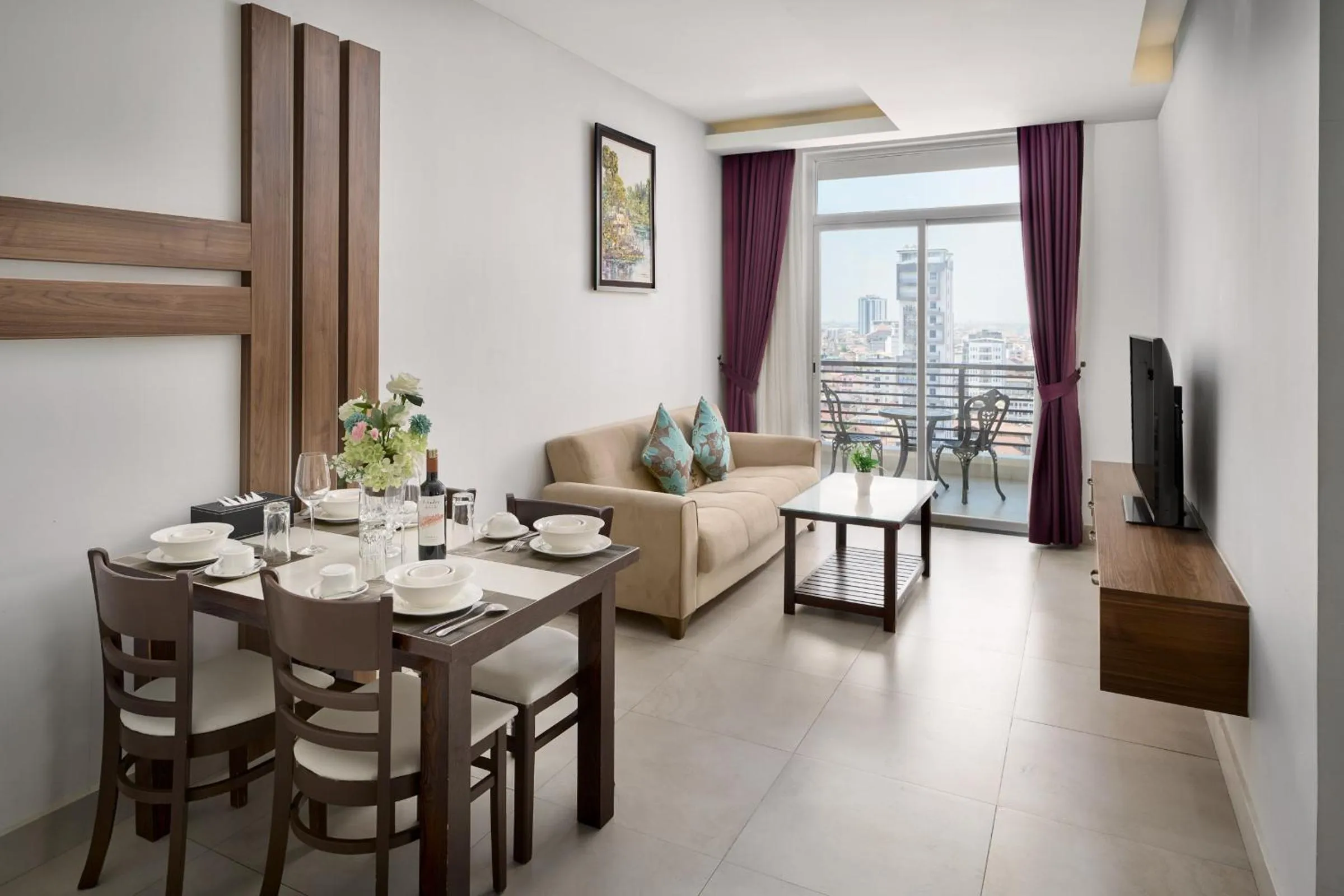 Living room in Queen Mansion