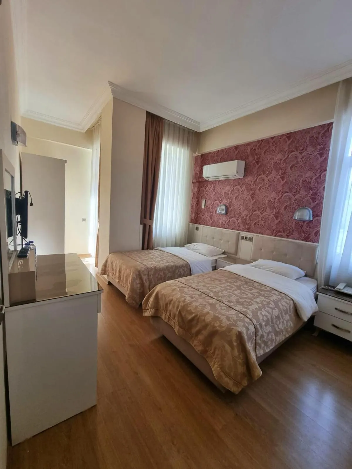 Bed in Europa Hotel Selale