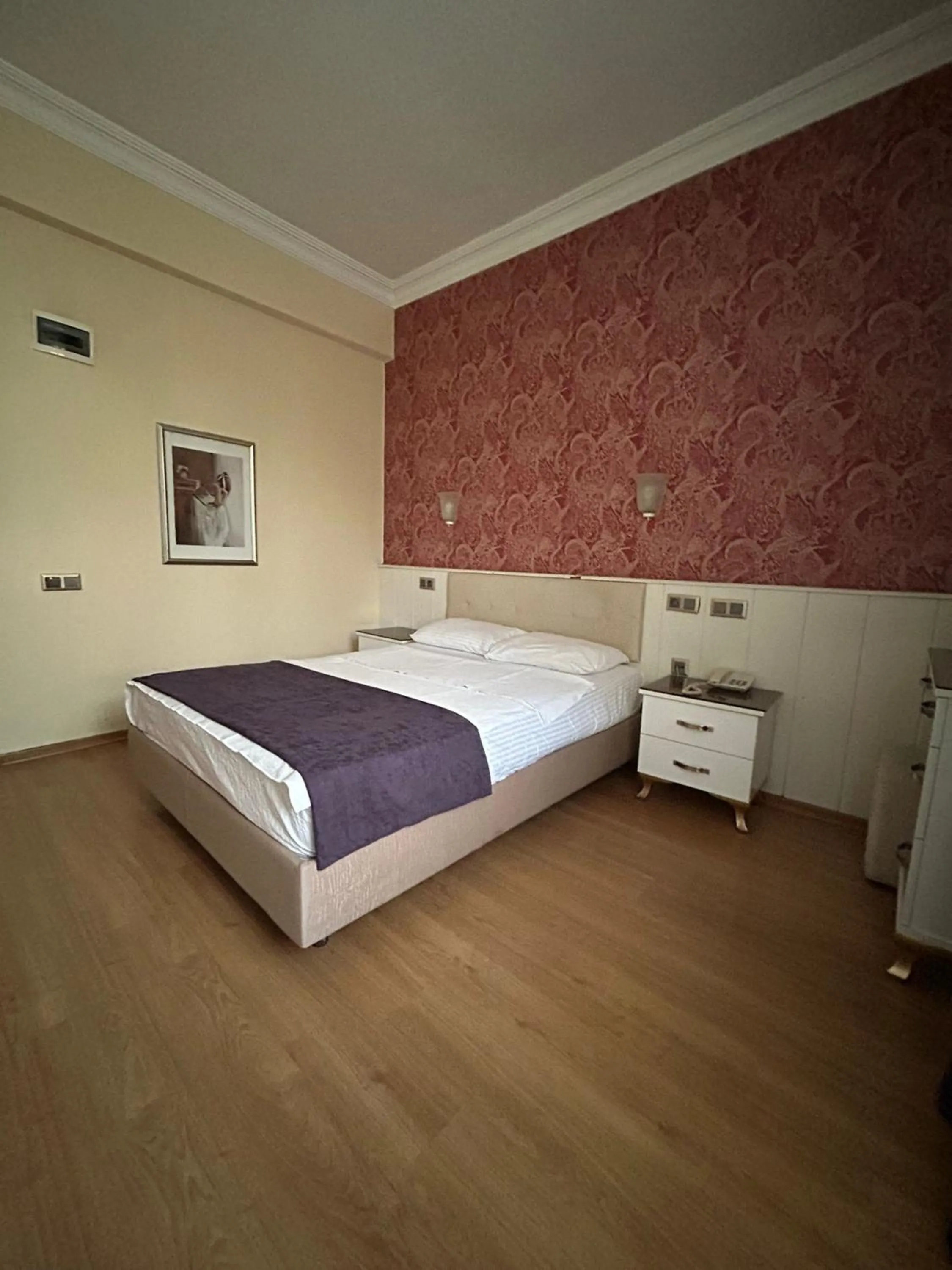 Bed in Europa Hotel Selale