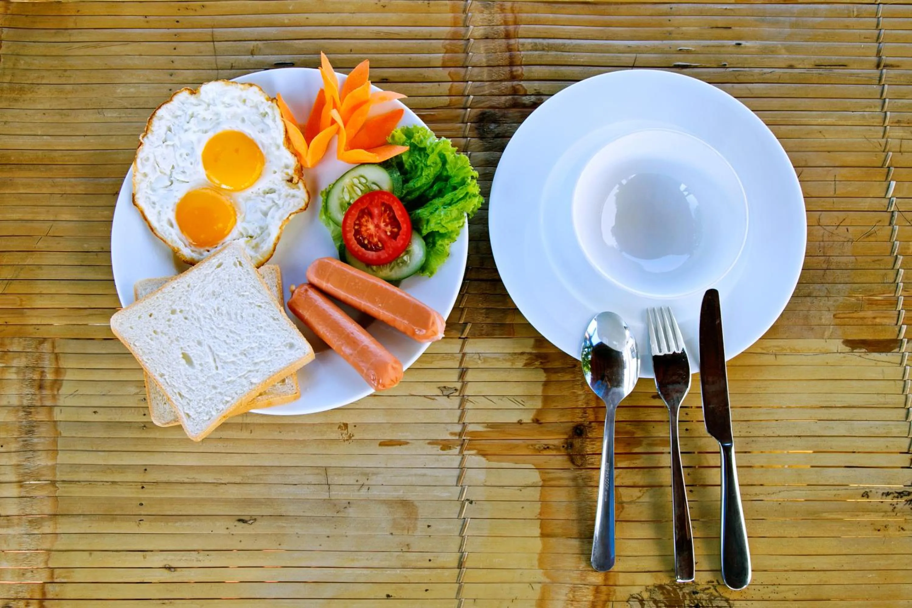 Breakfast in Zen Hoian Villa
