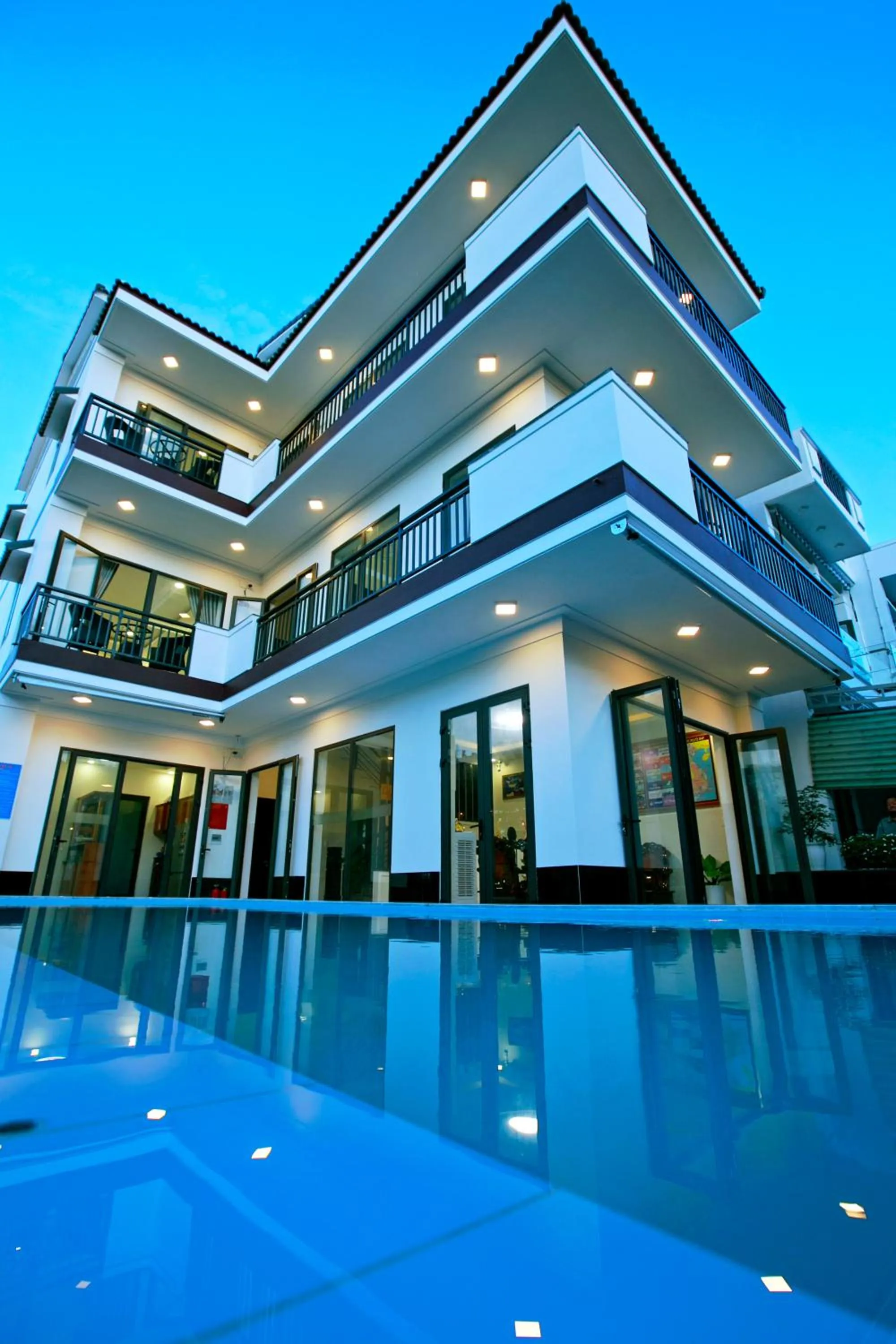 Pool view in Zen Hoian Villa