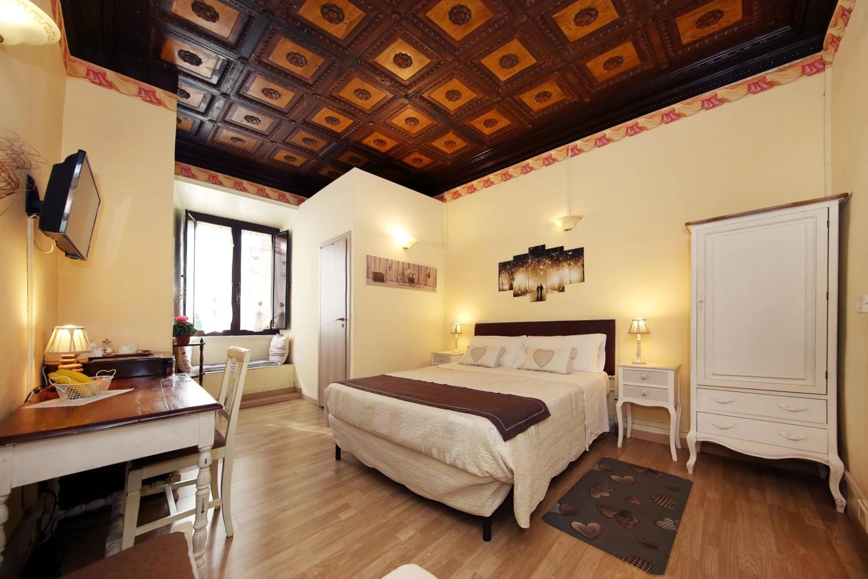 Bedroom, Bed in Tibullo Guesthouse