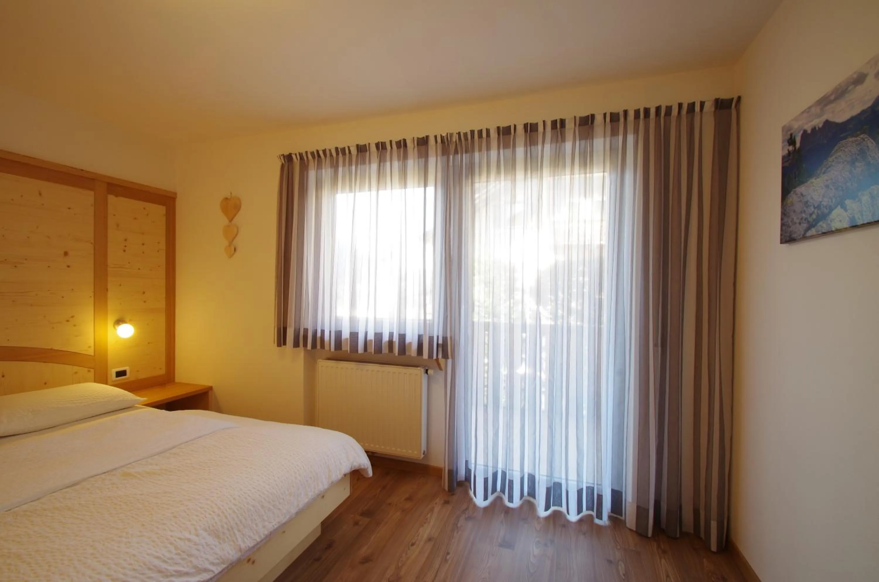 Bedroom, Bed in Villa Hubertus