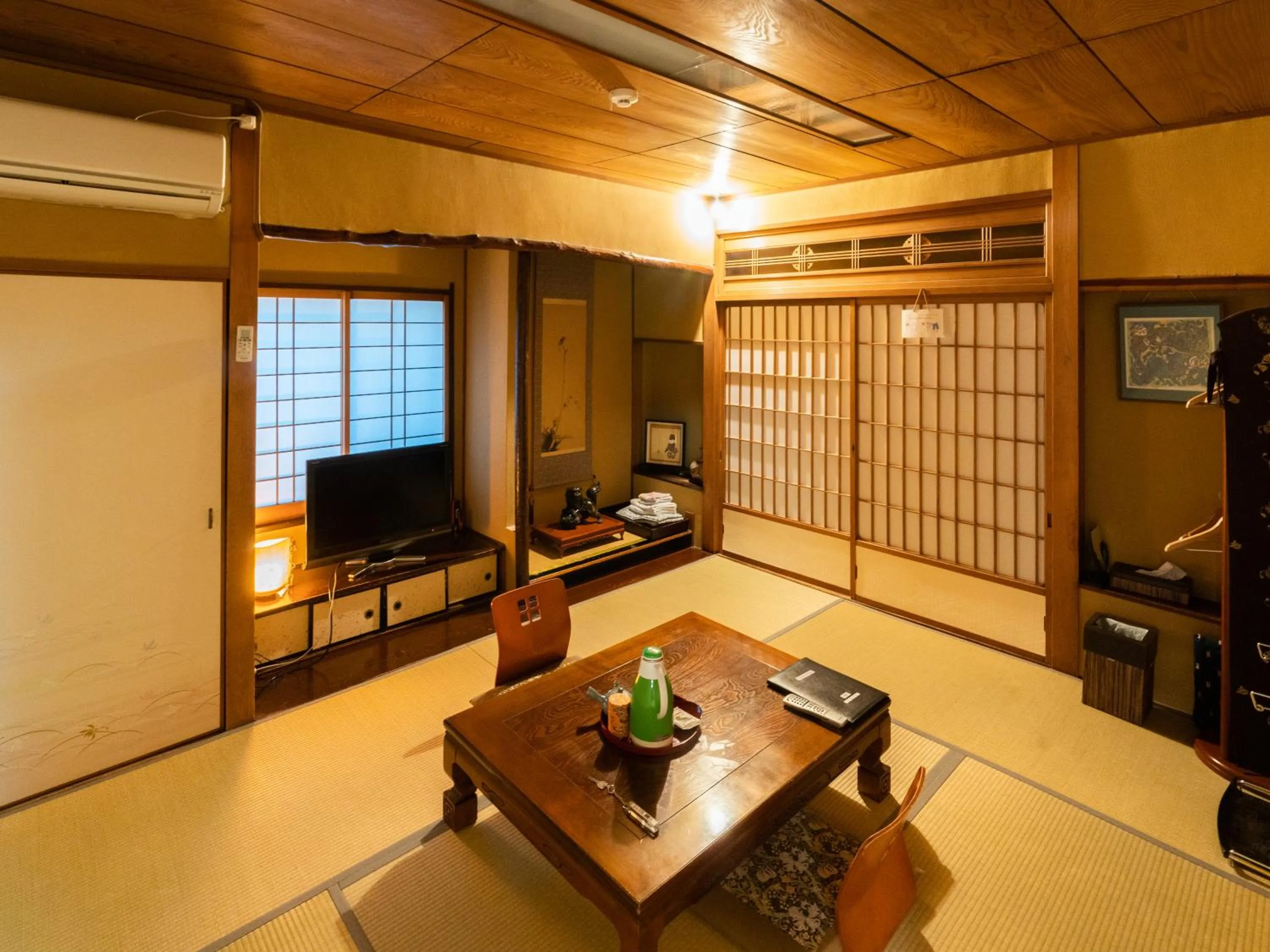Living room in Fujiya Ryokan