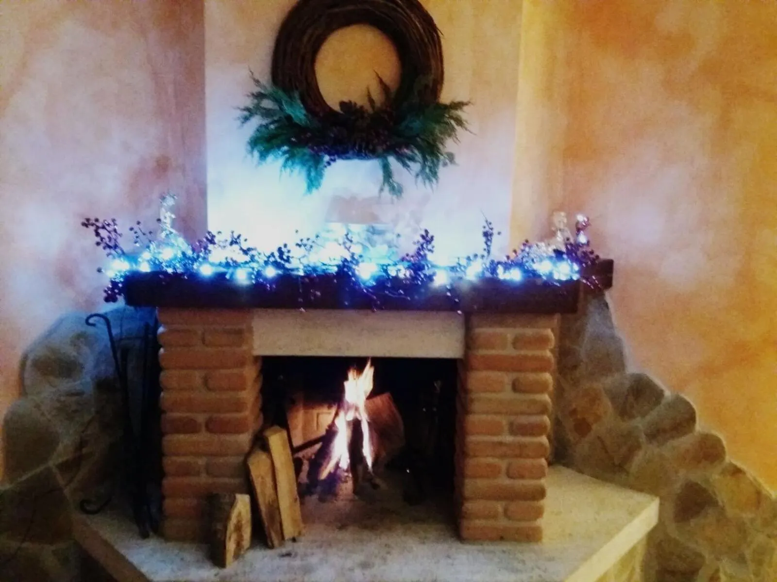 Restaurant/places to eat in Hotel Alisma