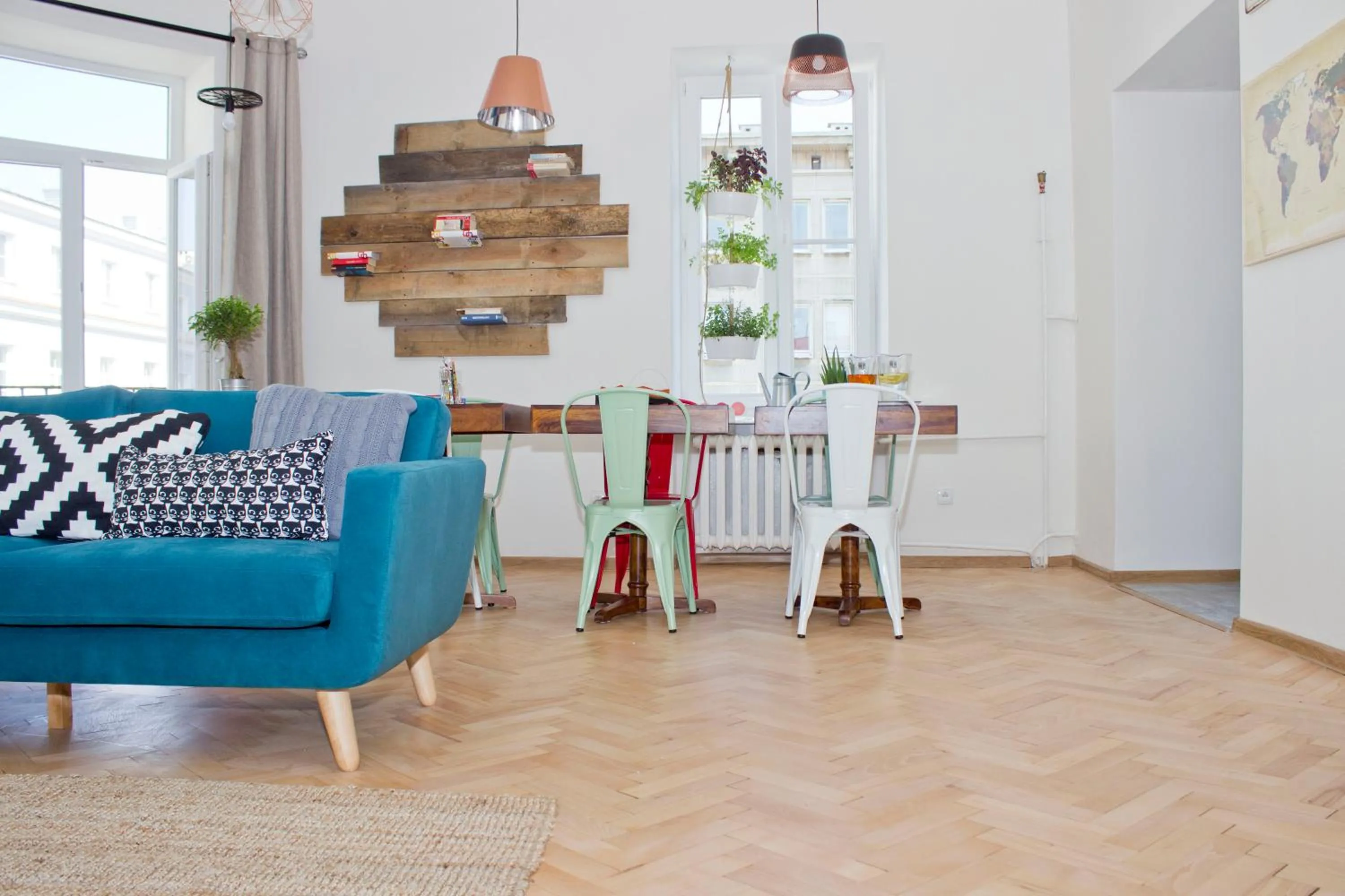 Communal lounge/ TV room in Chillout Hostel