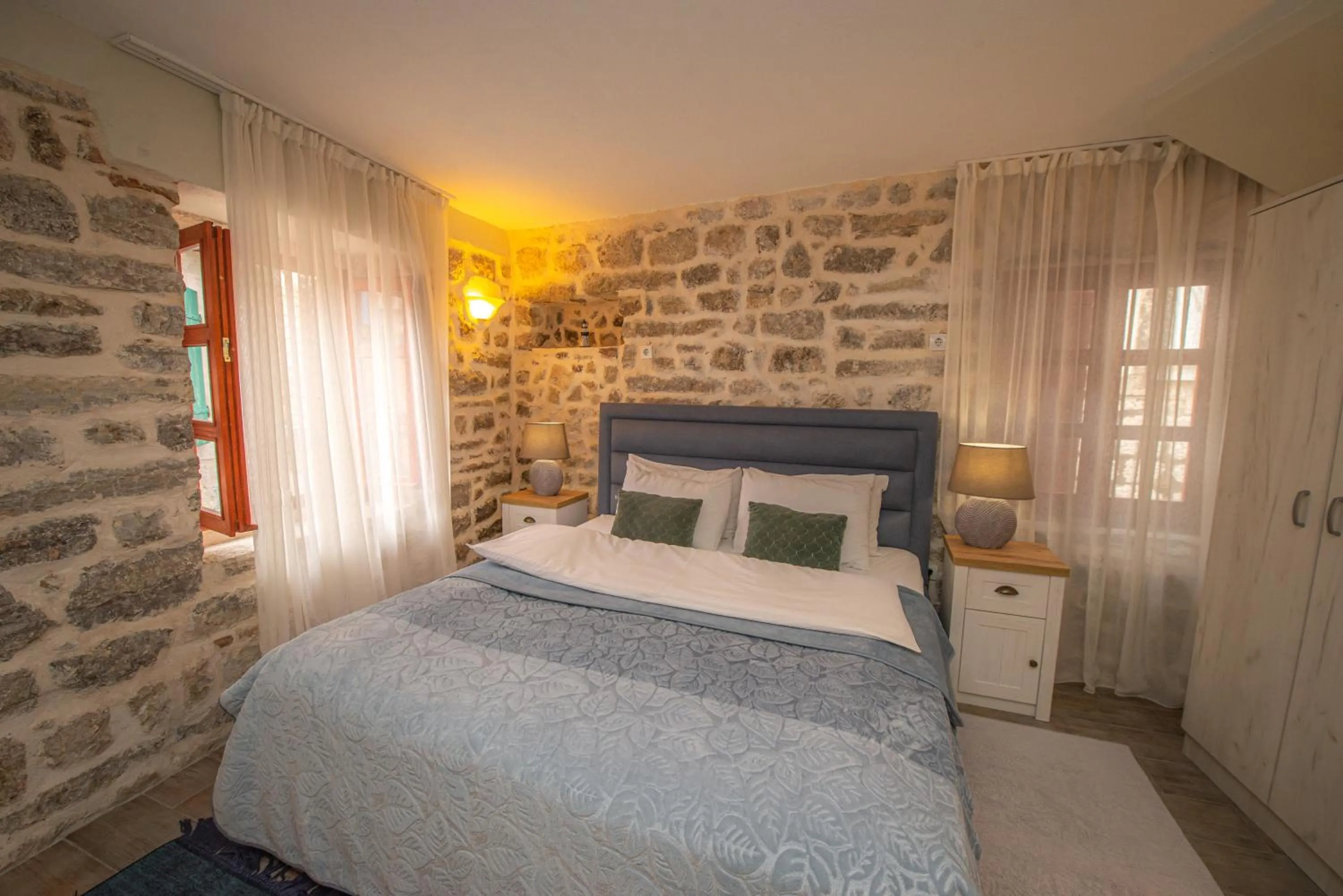 Bed in Antika Guesthouse