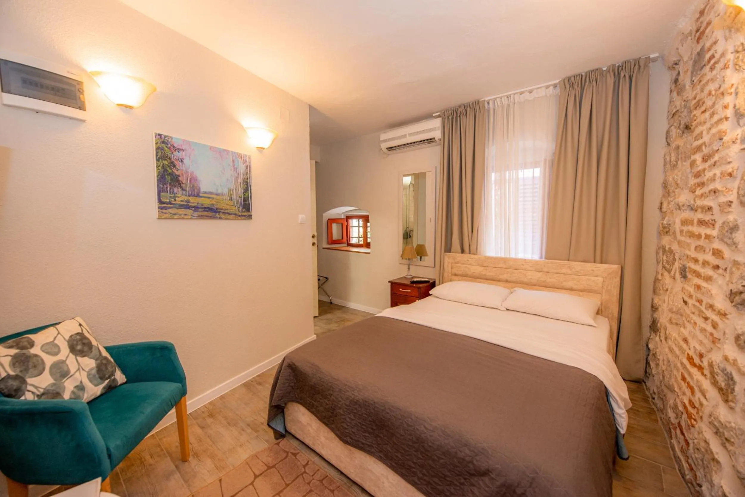 Bed in Antika Guesthouse