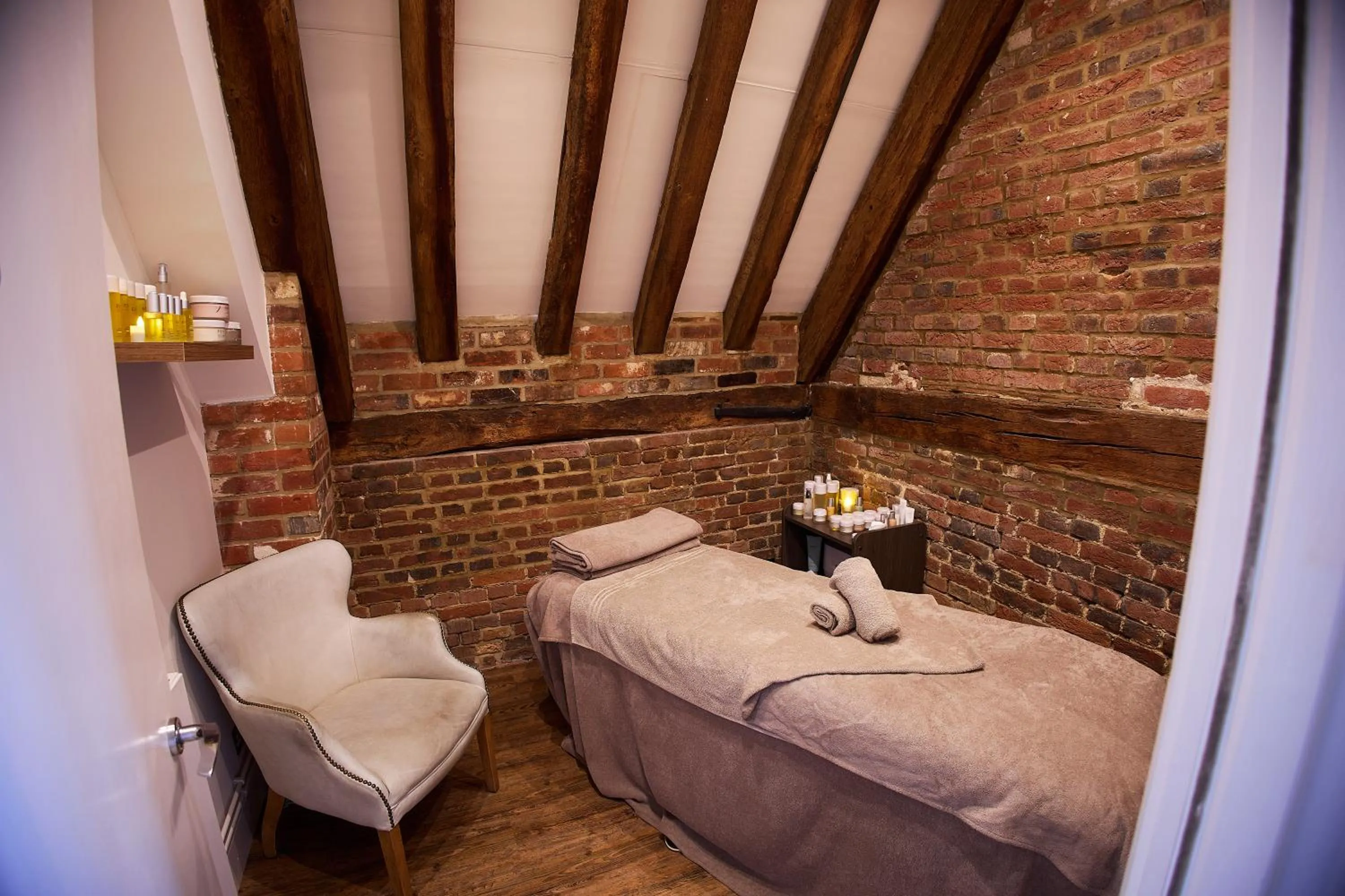 Spa and wellness centre/facilities, Bed in Seckford Hall Hotel & Spa