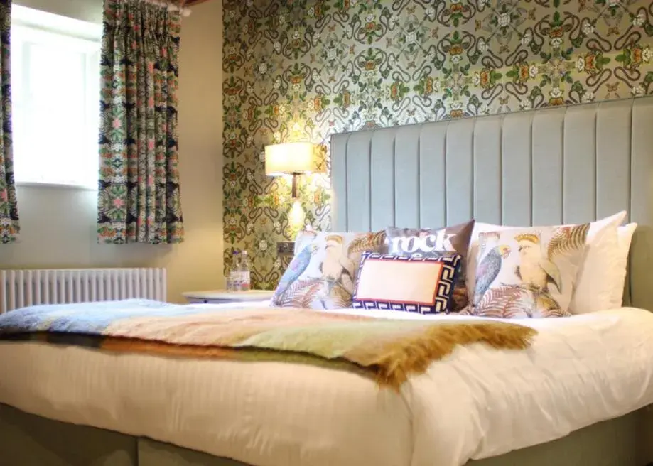 Superior Double Room with Double Bed - Non-Smoking in Seckford Hall Hotel & Spa Superior Double Room with Double Bed - Non-Smoking in Seckford Hall Hotel & Spa