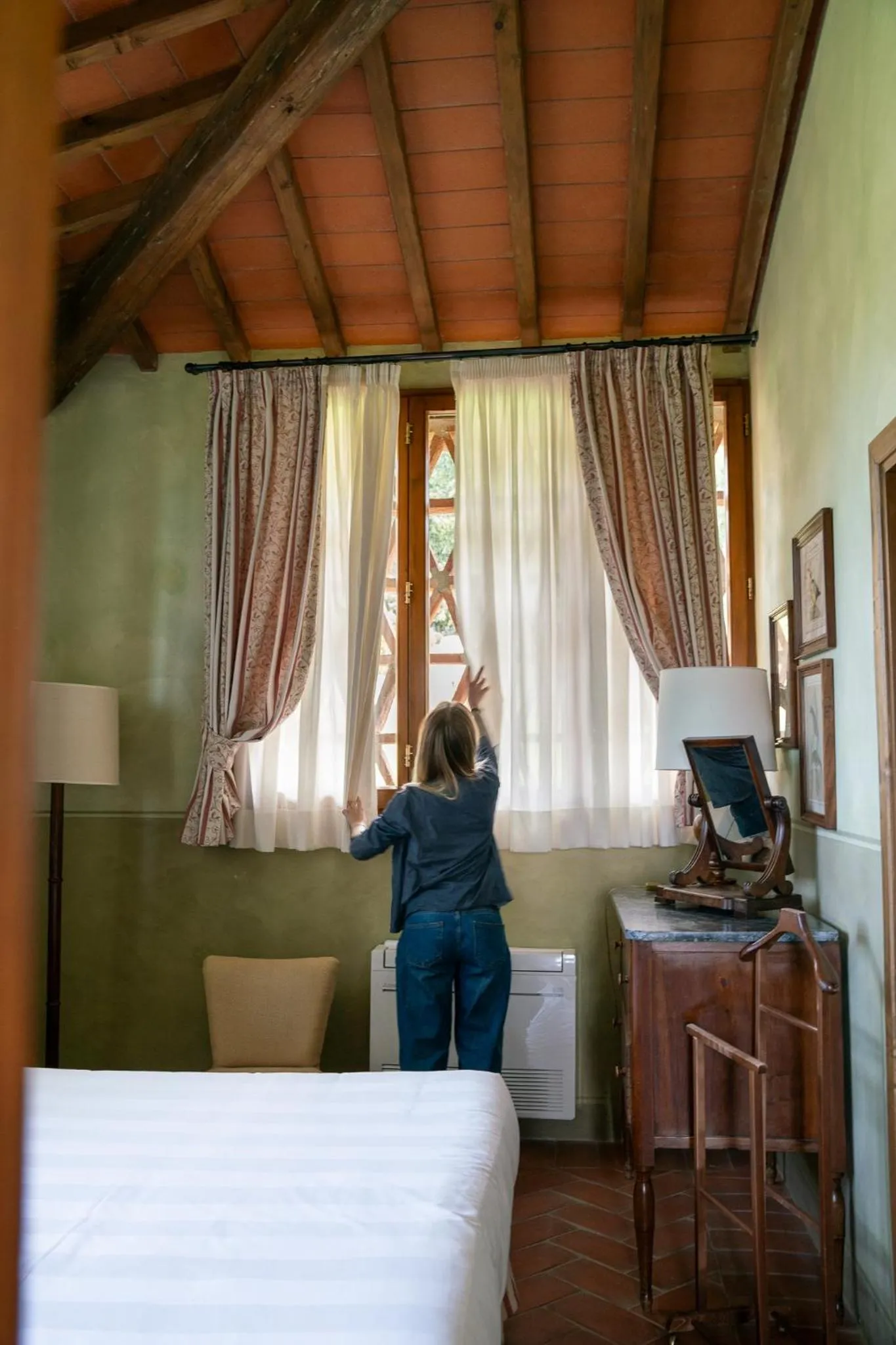 Property building in Fonte De' Medici