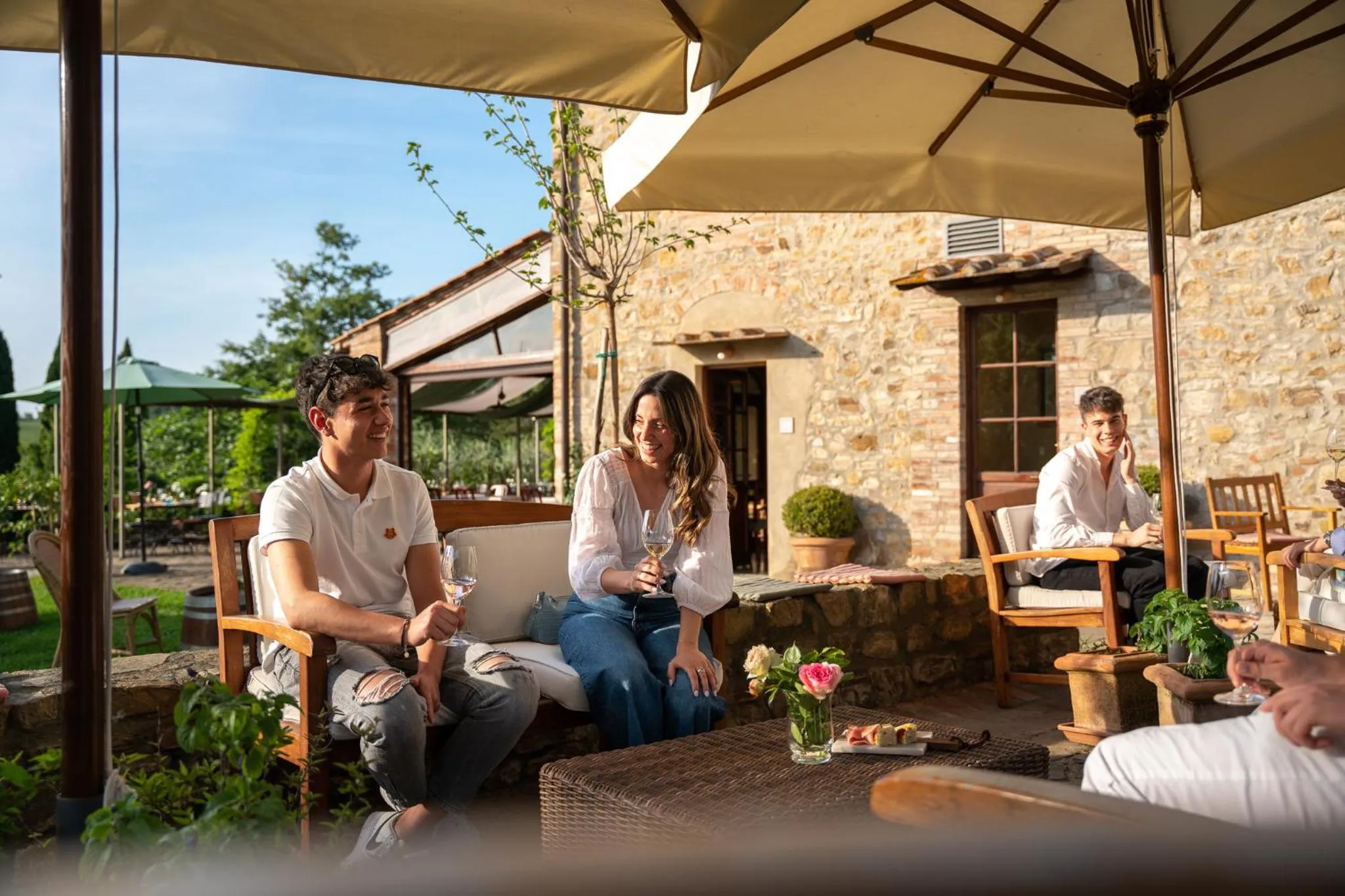 Property building in Fonte De' Medici