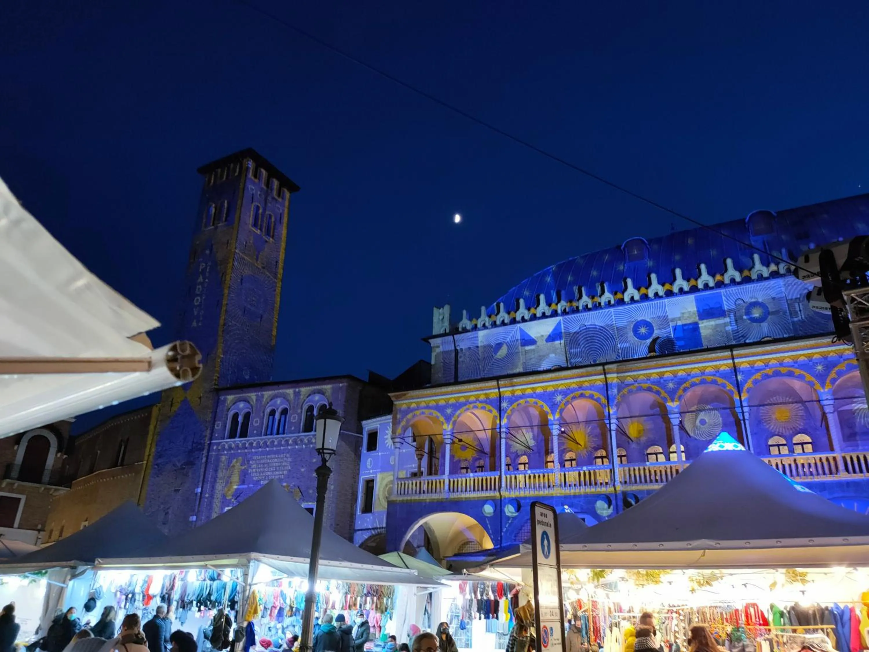 OFFICINE CAVOUR Piazza Cavour